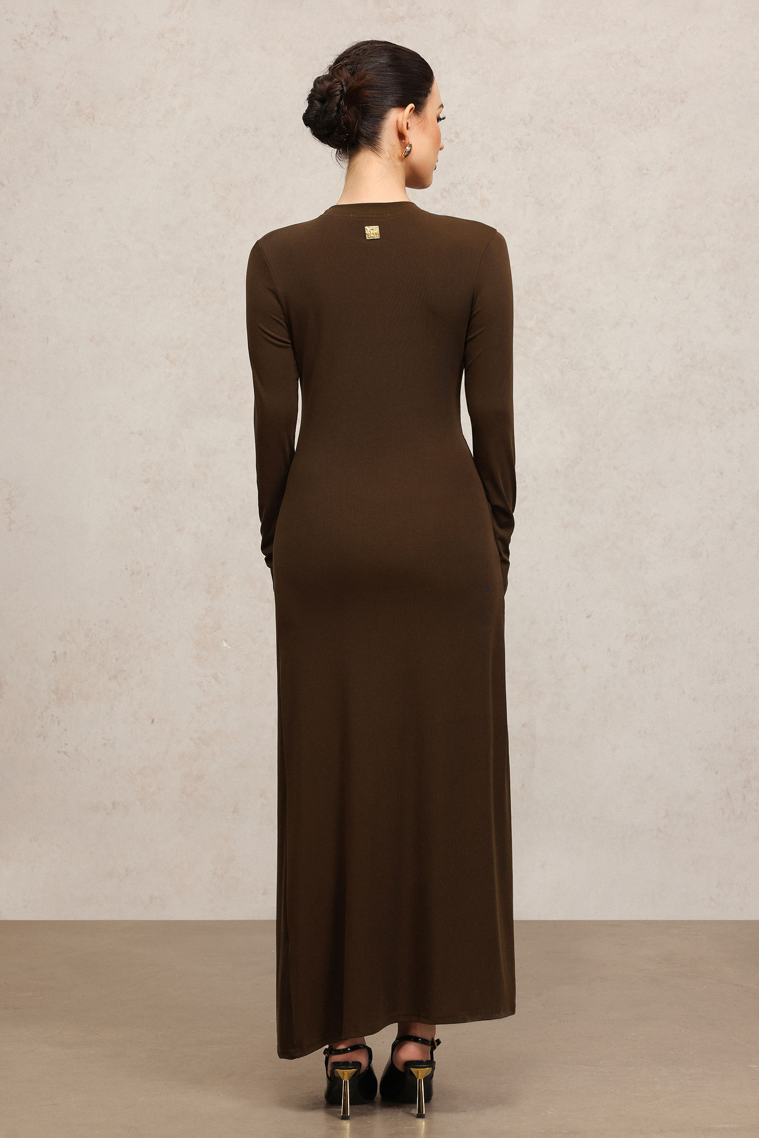 Koko Round Neck Long Sleeves Folds Maxi Dress
