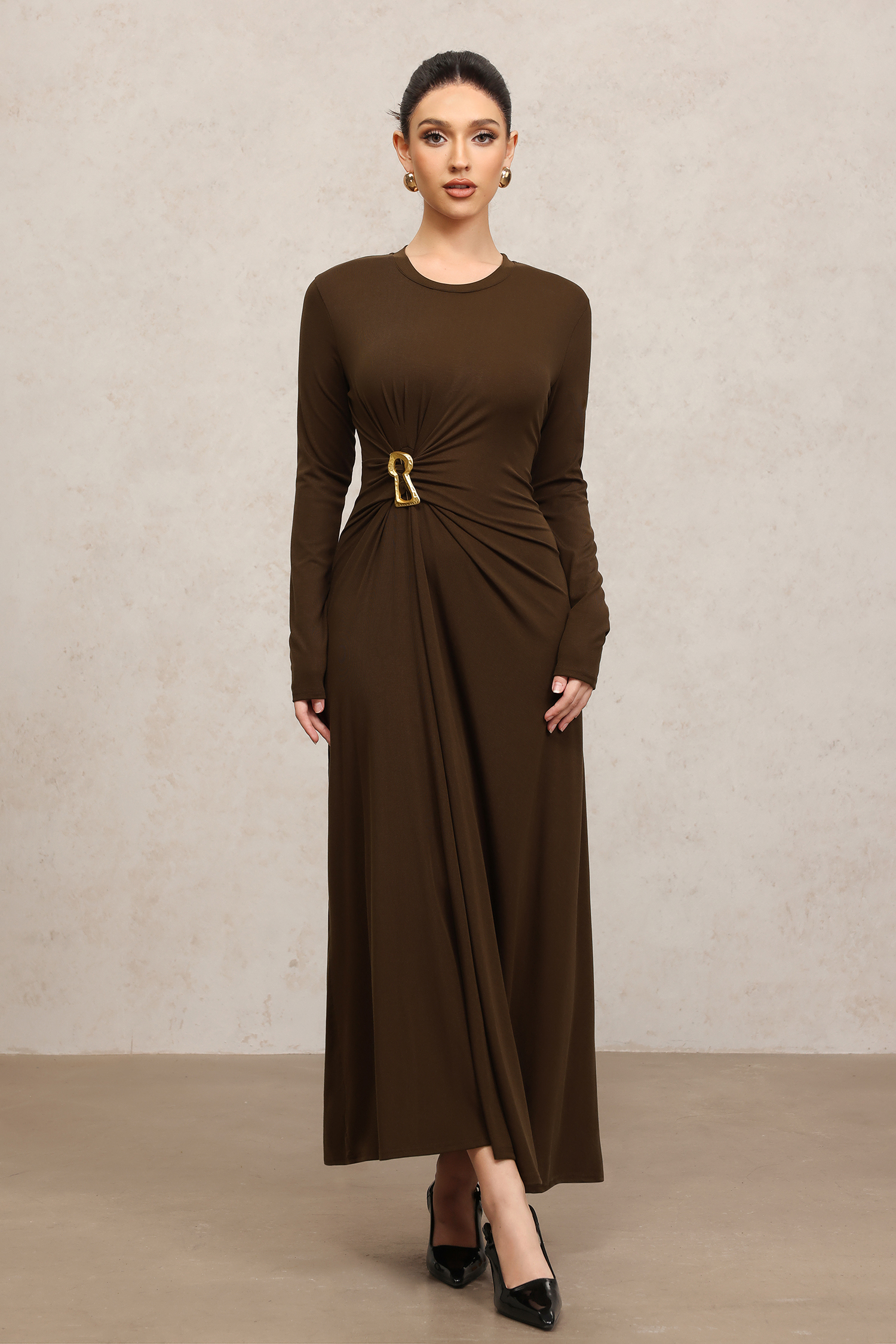 Koko Round Neck Long Sleeves Folds Maxi Dress