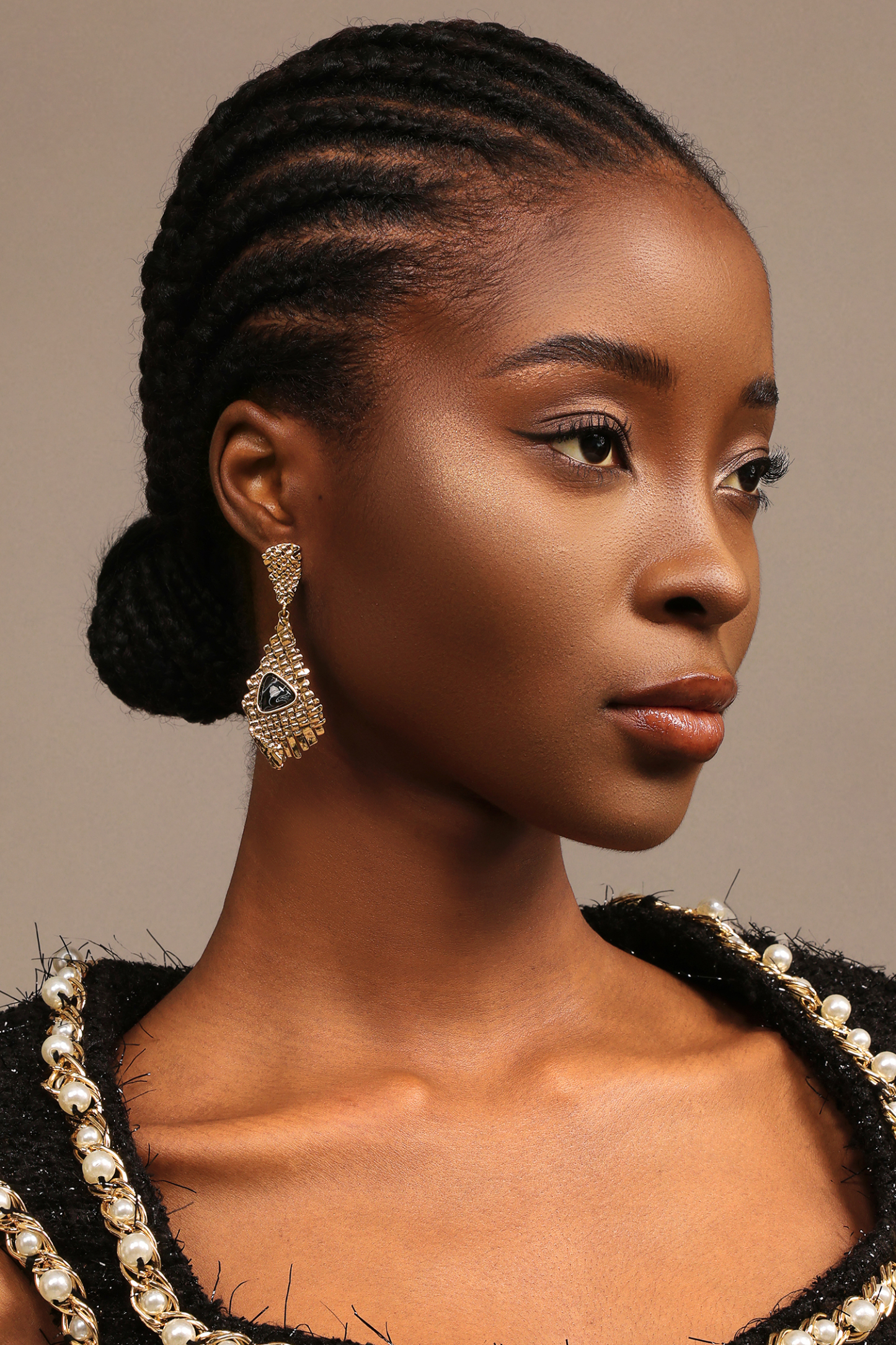 Nurda Irregular Weaving Style Earrings