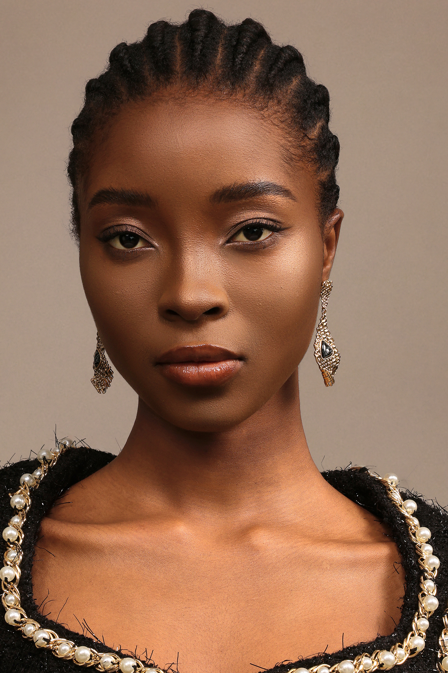 Nurda Irregular Weaving Style Earrings