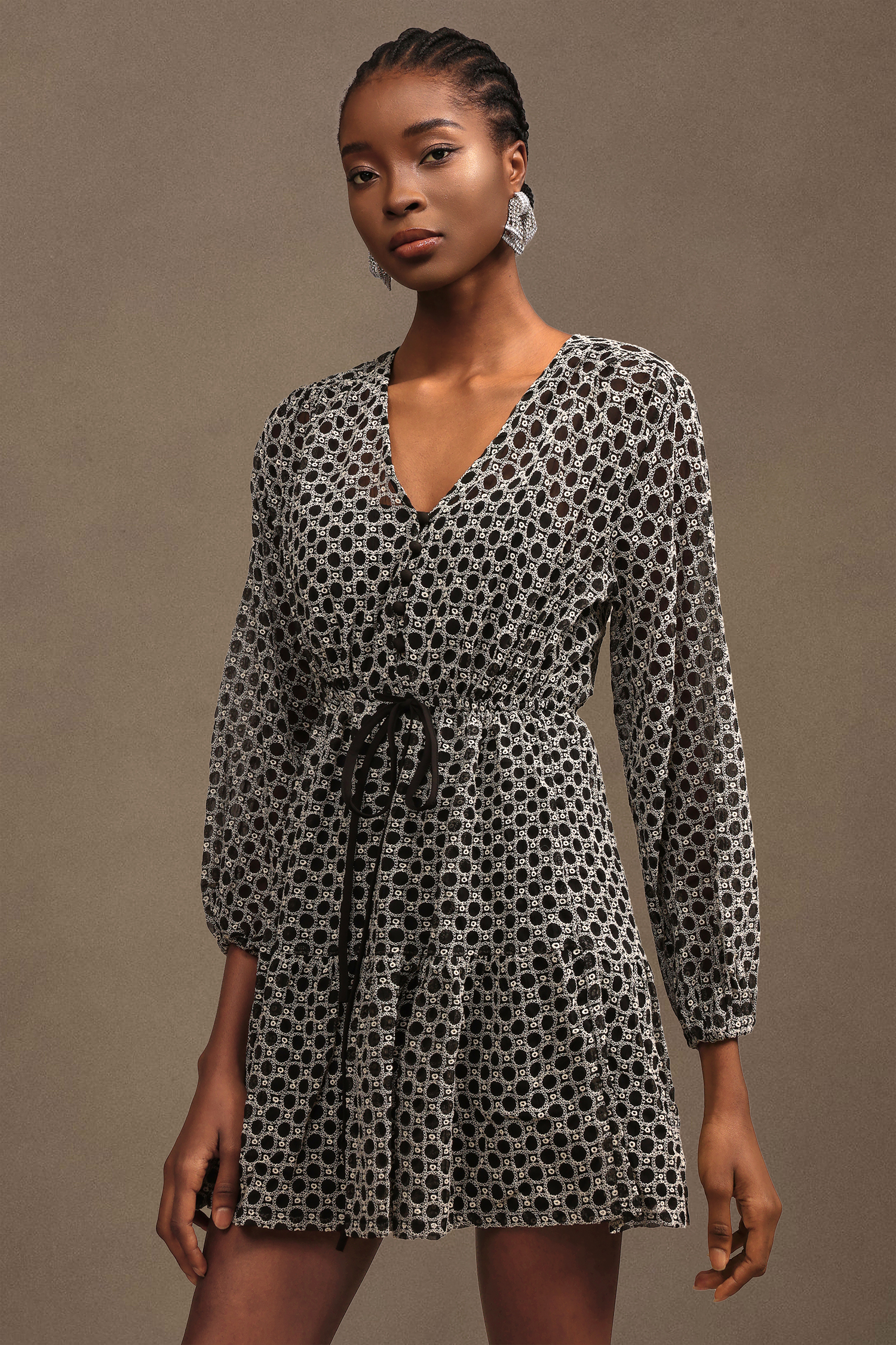 りょう Jellay Vintage Chic V Neck Long Sleeve Chiffon Mini Dress