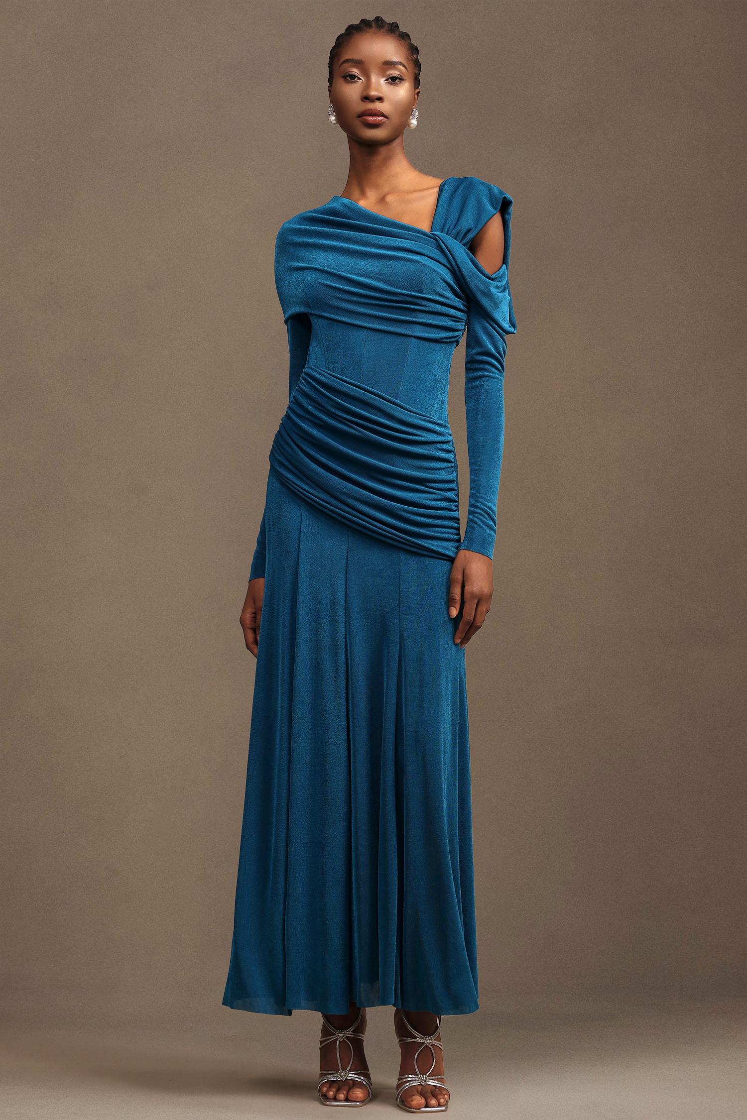 Luysa Elegant Contour One Shoulder Ruched Knit Maxi Dress