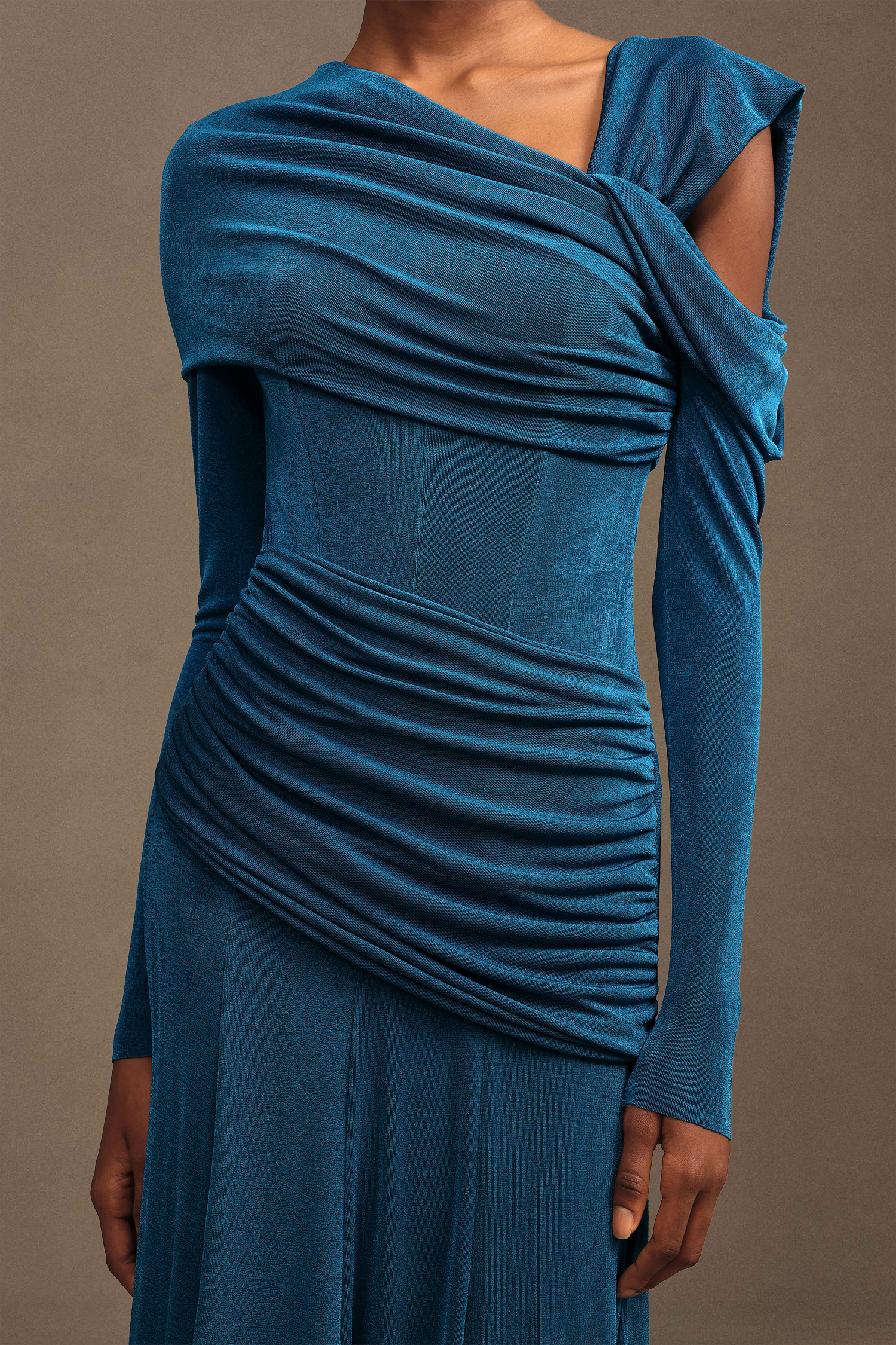 Luysa Elegant Contour One Shoulder Ruched Knit Maxi Dress