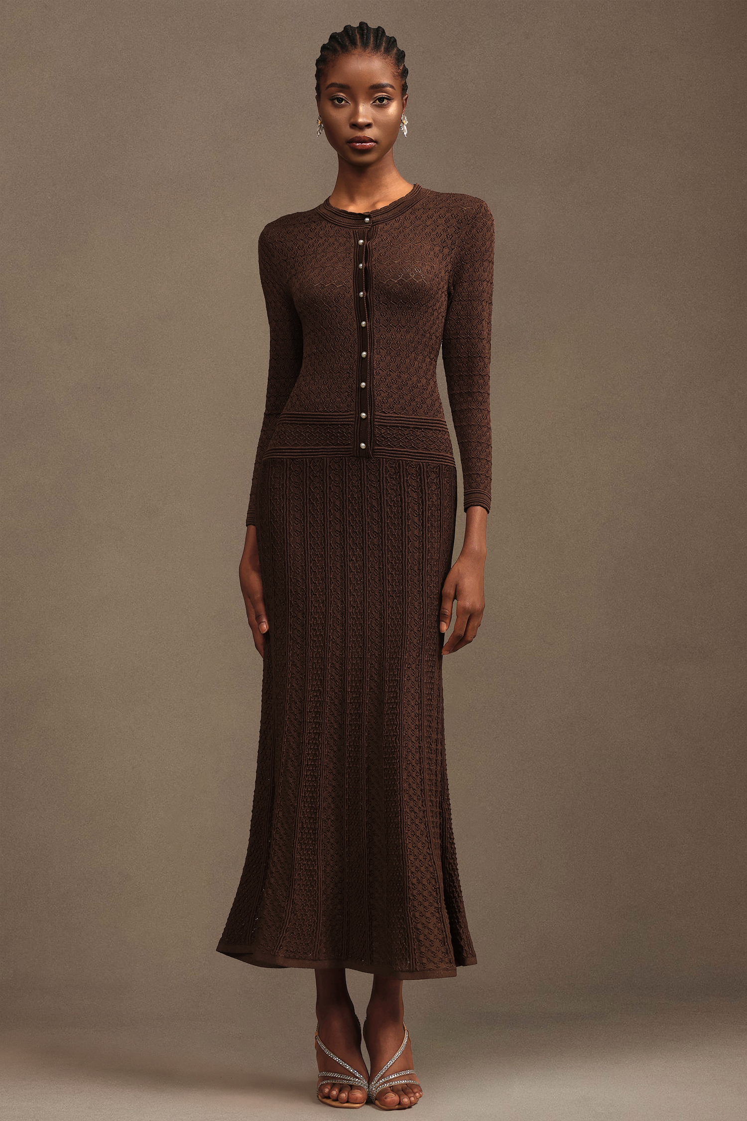 Varuni Elegant Contour Long Sleeve Textured Knit Maxi Dress