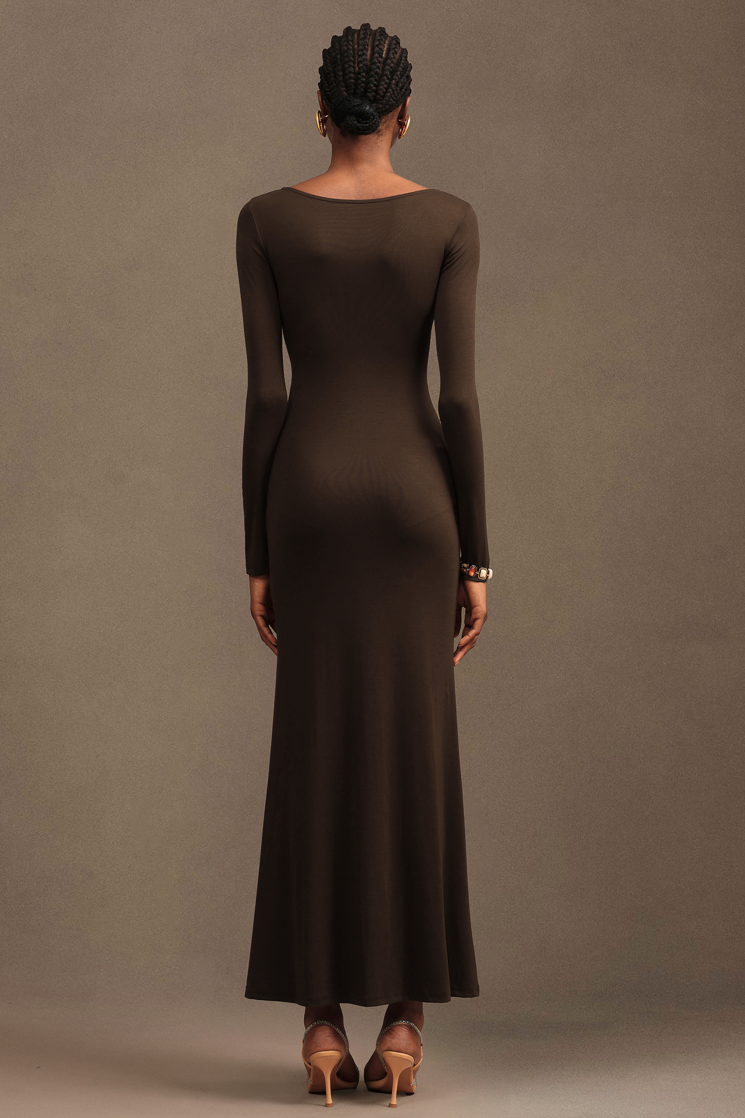 Iana Elegant Contour Ruched V Neck Long Sleeve Maxi Dress