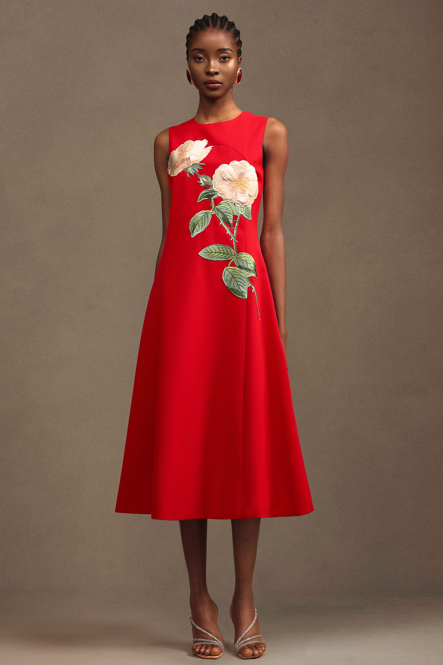 Juniper Elegant Tailored Round Neck Sleeveless Floral Woven Maxi Dress