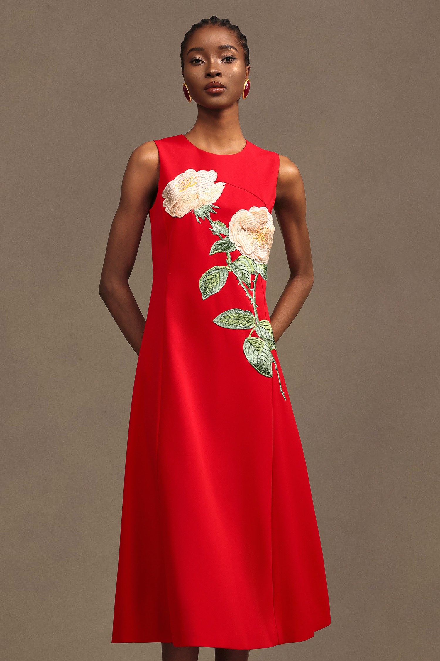 Juniper Elegant Tailored Round Neck Sleeveless Floral Woven Maxi Dress