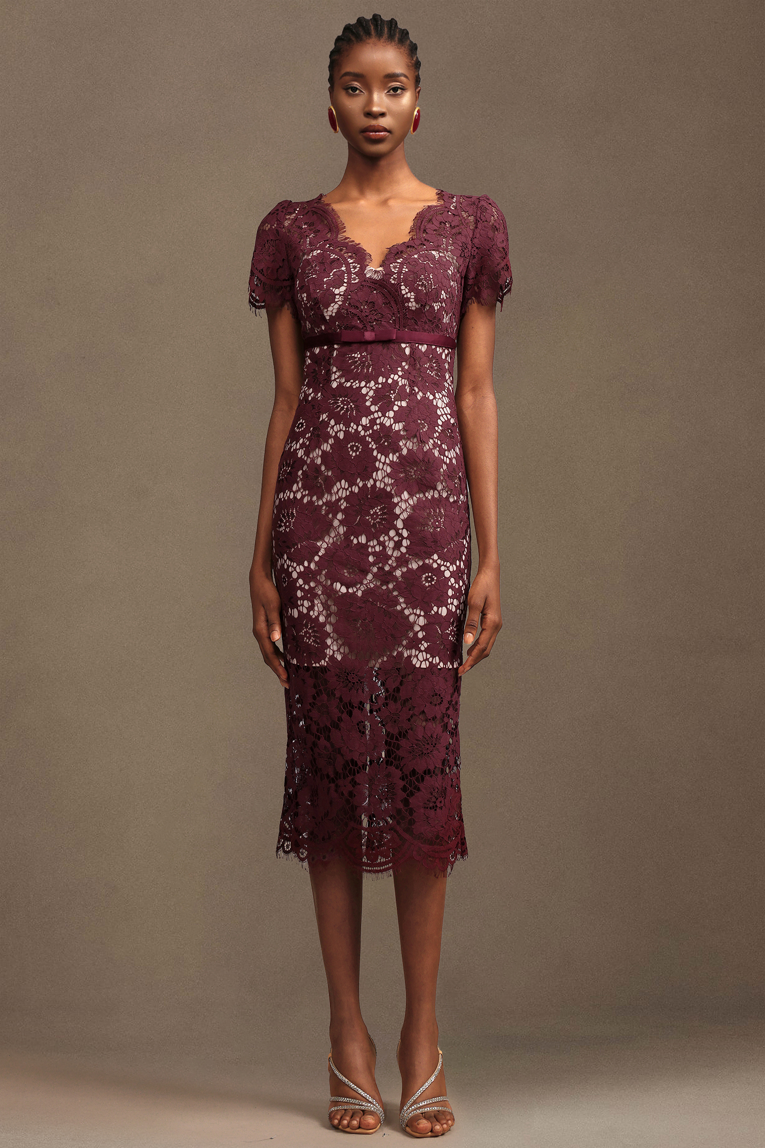Faithe Elegant Contour V Neck Short Sleeve Floral Lace Midi Dress
