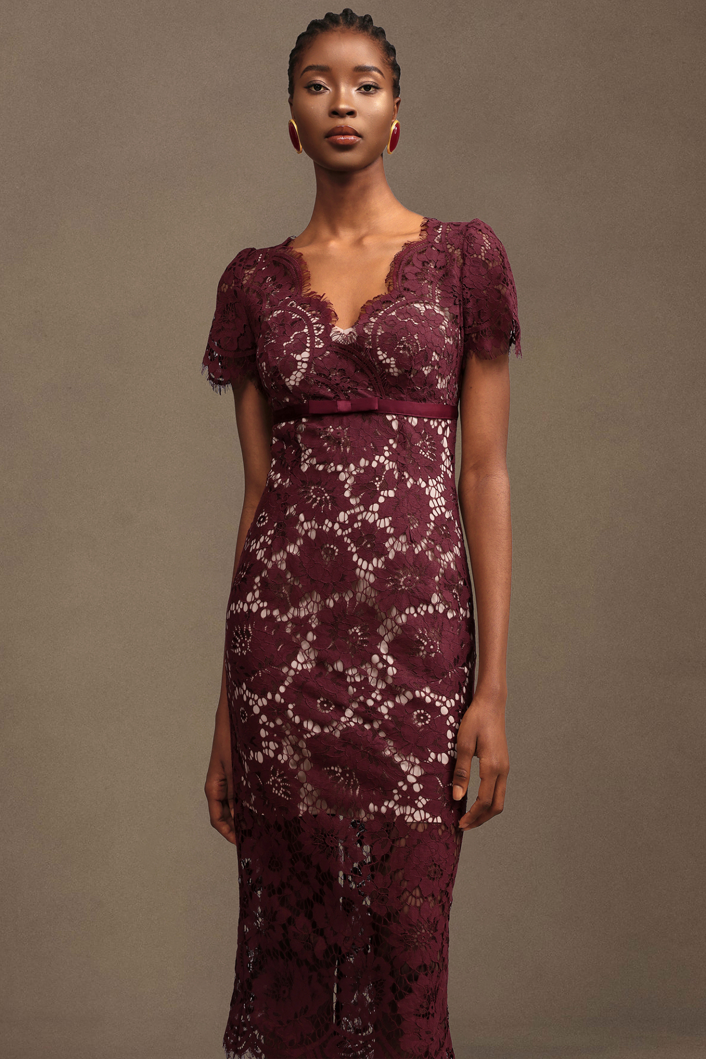 Faithe Elegant Contour V Neck Short Sleeve Floral Lace Midi Dress