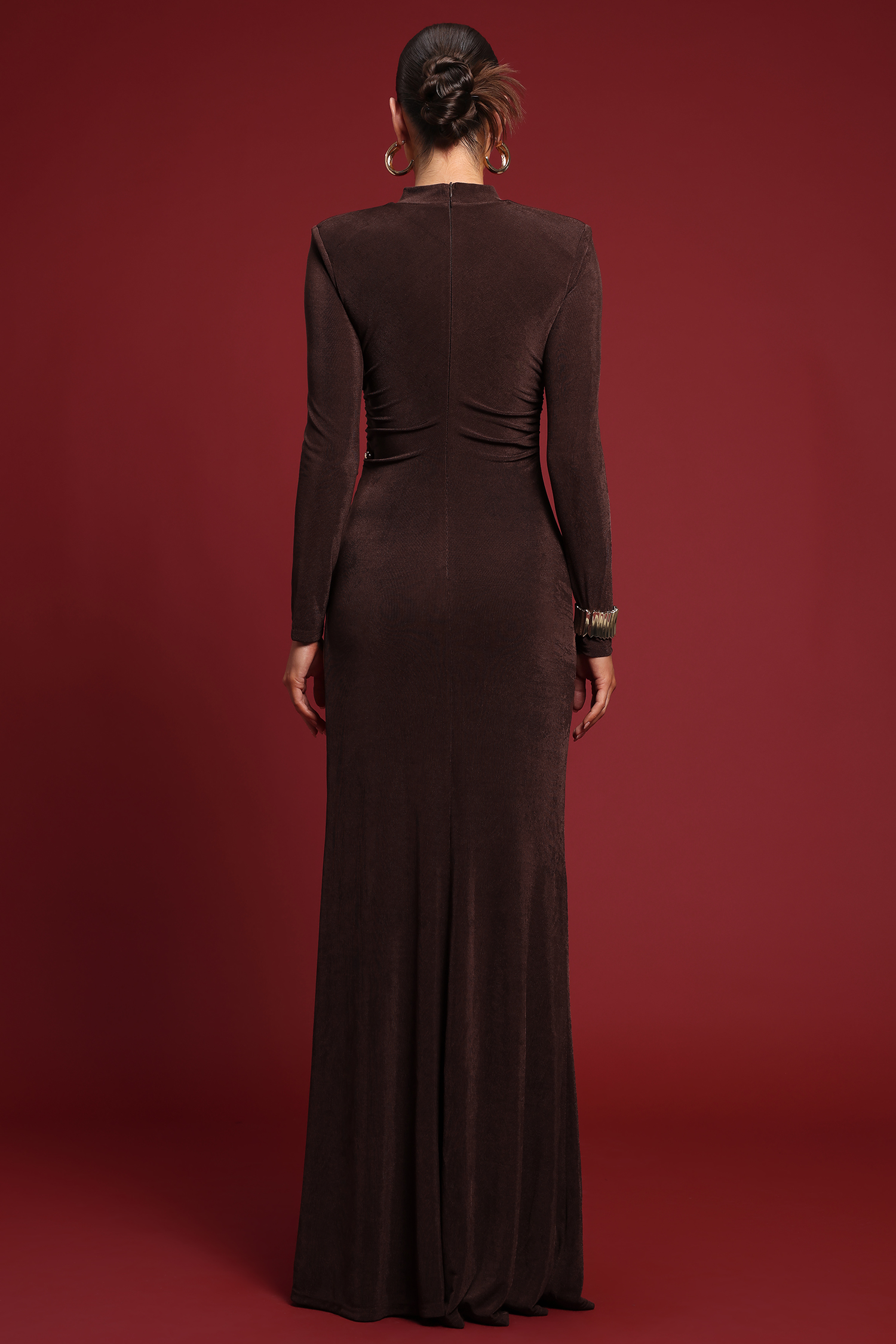 Ivy Elegant Contour Long Sleeve Gathered Knit Maxi Dress