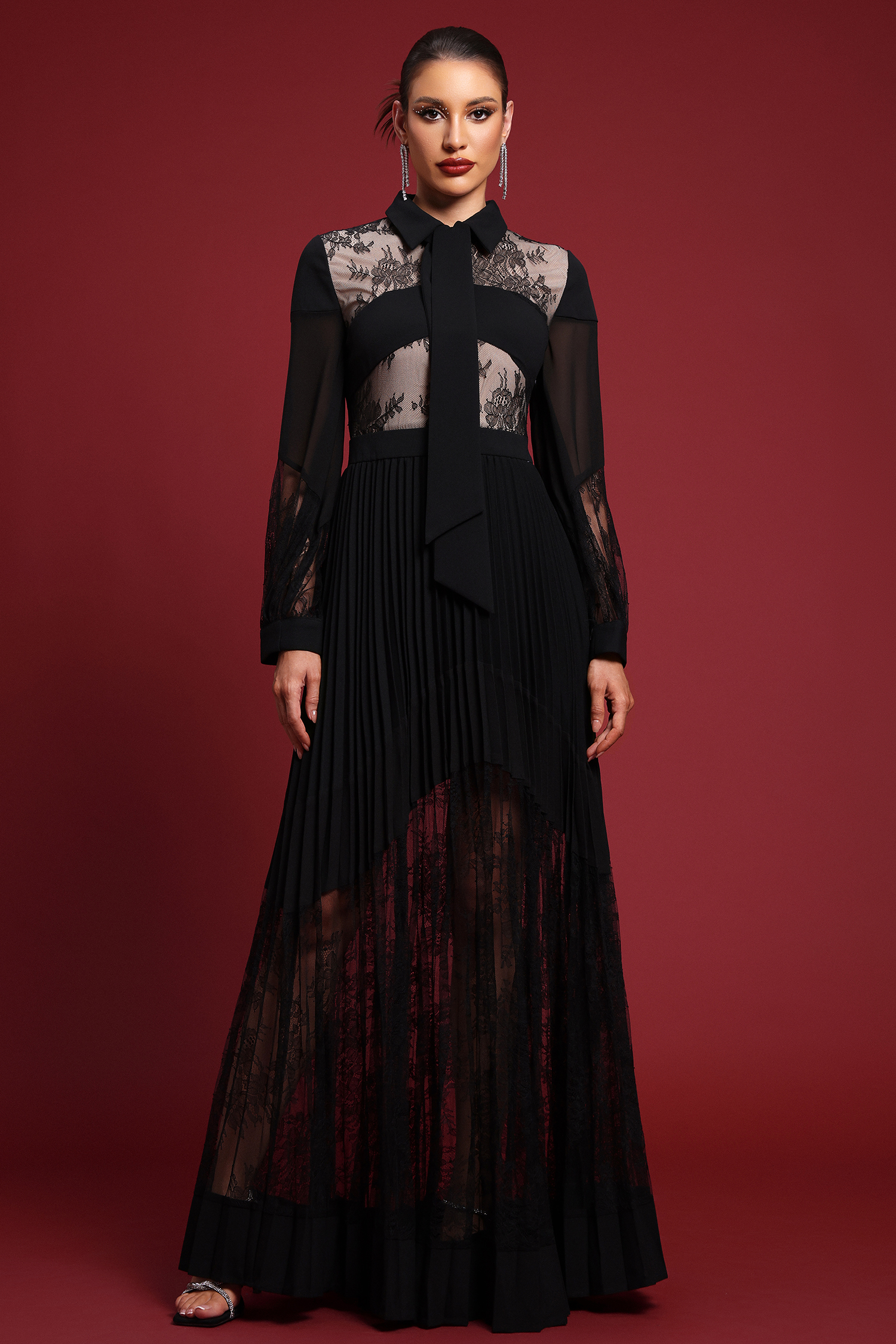 Ellyson Romantic Flowy Long Sleeve Cut out Lace Maxi Dress