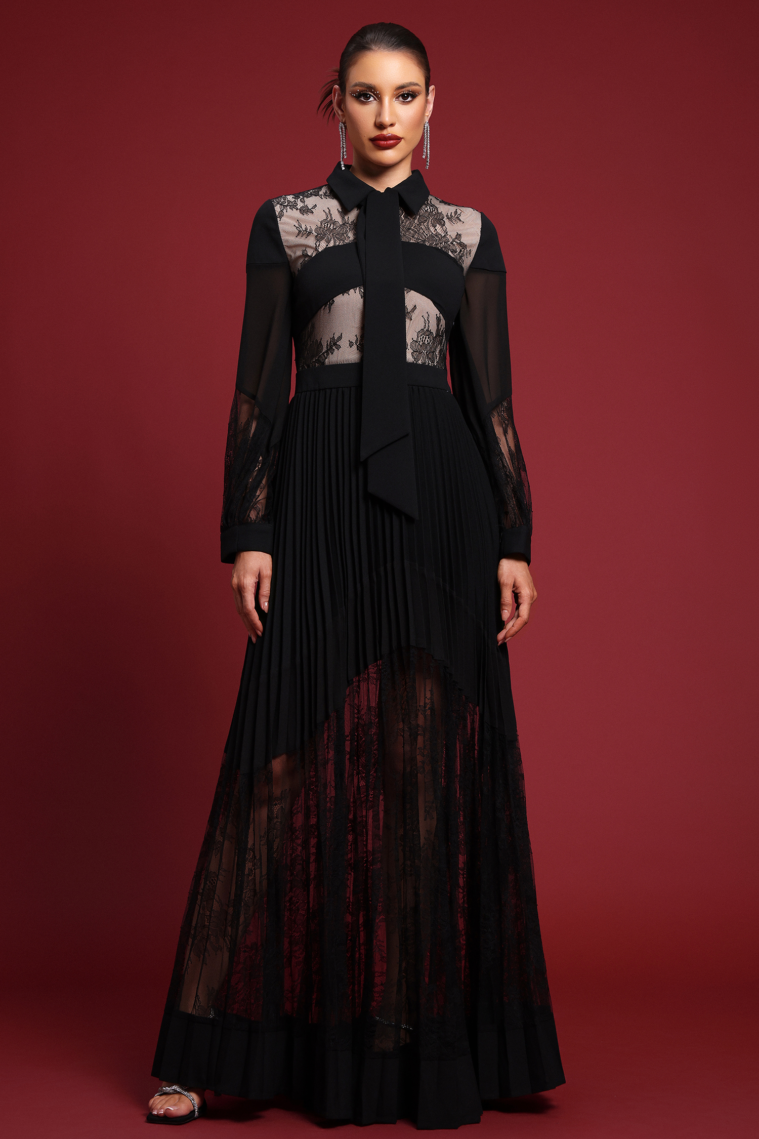 Ellyson Romantic Flowy Long Sleeve Cut out Lace Maxi Dress