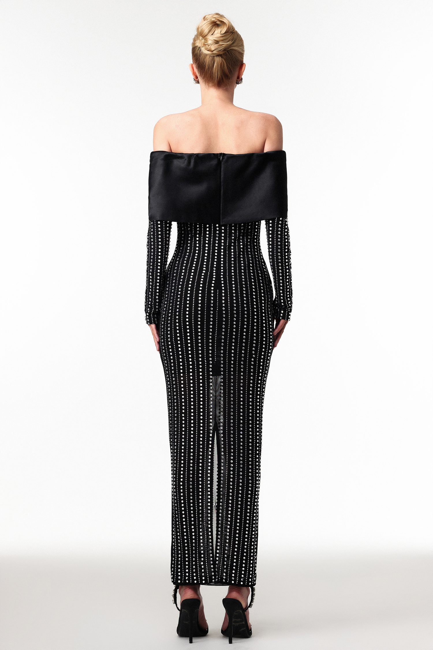 Uareni Elegant Contour Off Shoulder Crystal Floral Mesh Maxi Dress