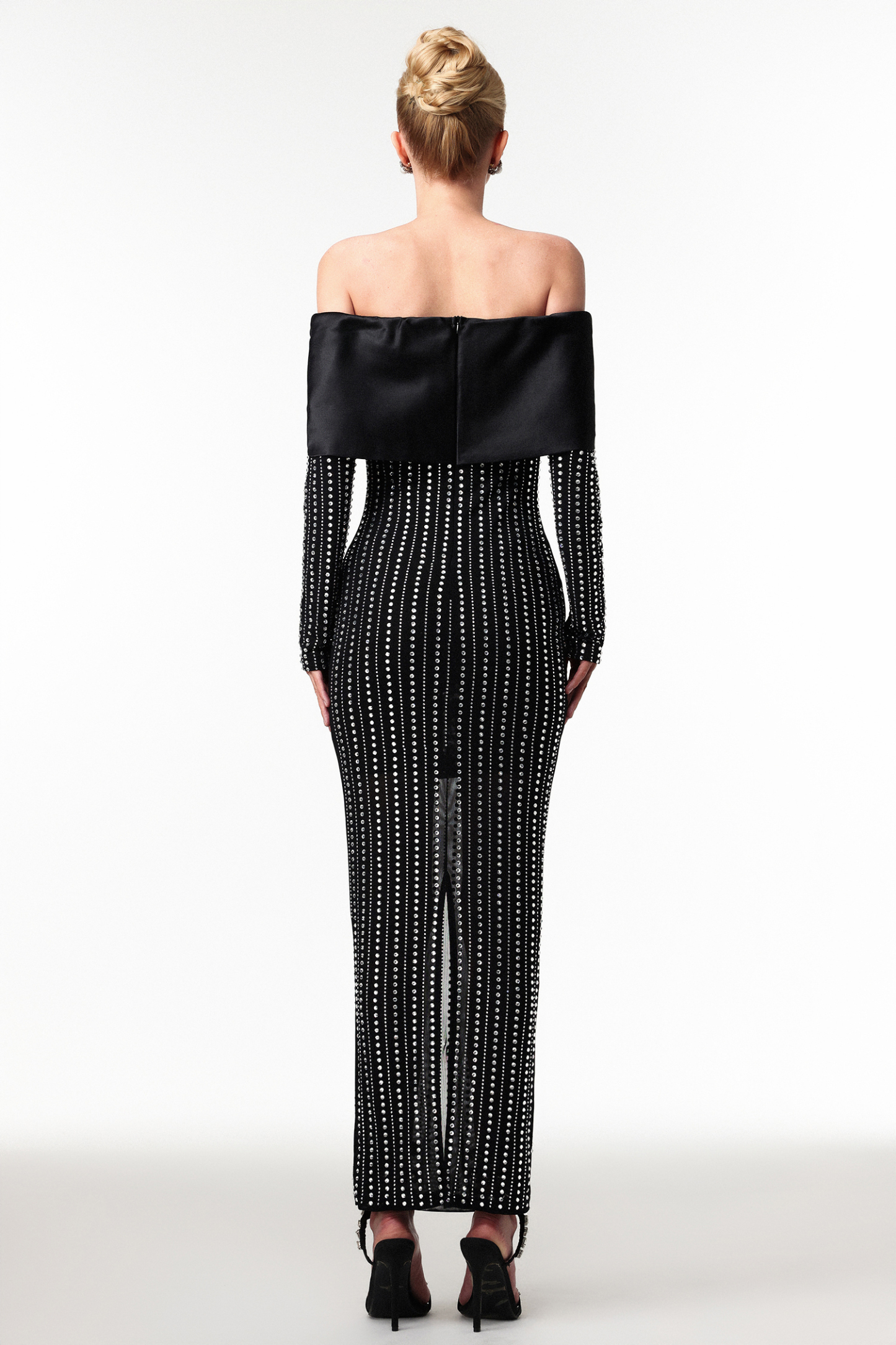 Uareni Elegant Contour Off Shoulder Crystal Floral Mesh Maxi Dress