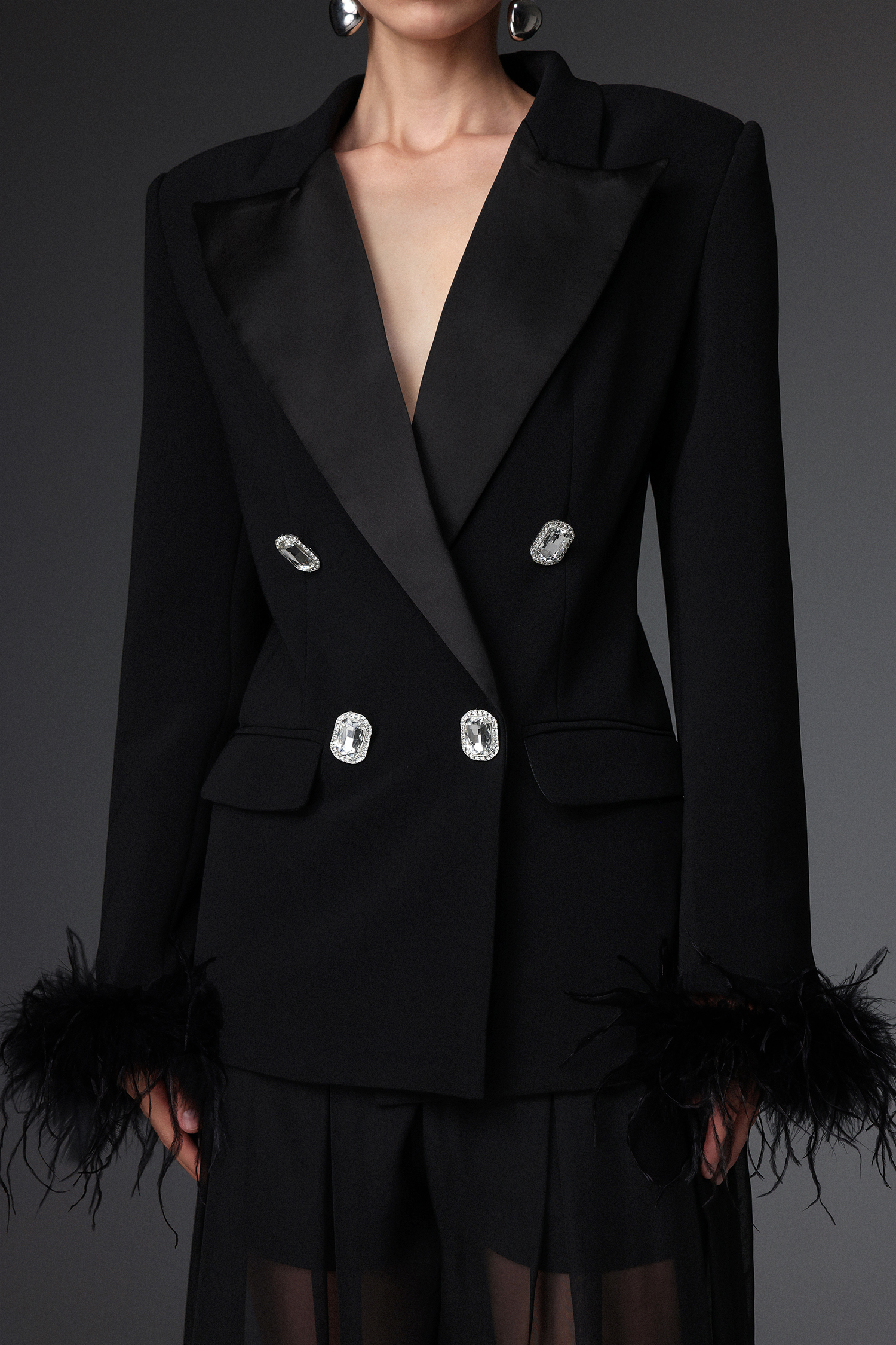 Zeren Classic Tailored Feather Cuff Blazer