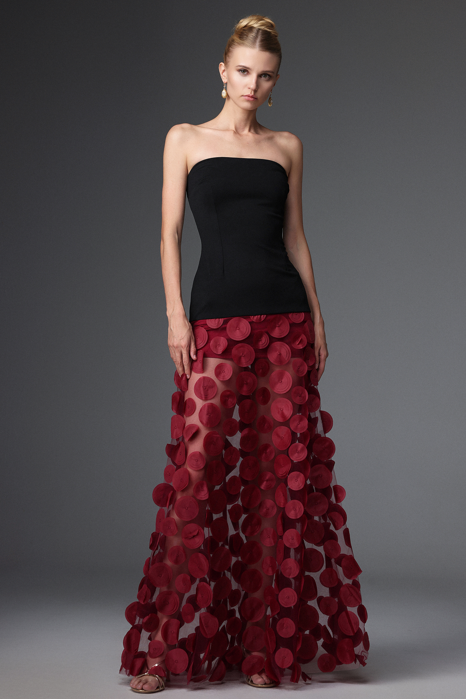 Falzer Sleeveless Netting Wafer Black Maxi Dress