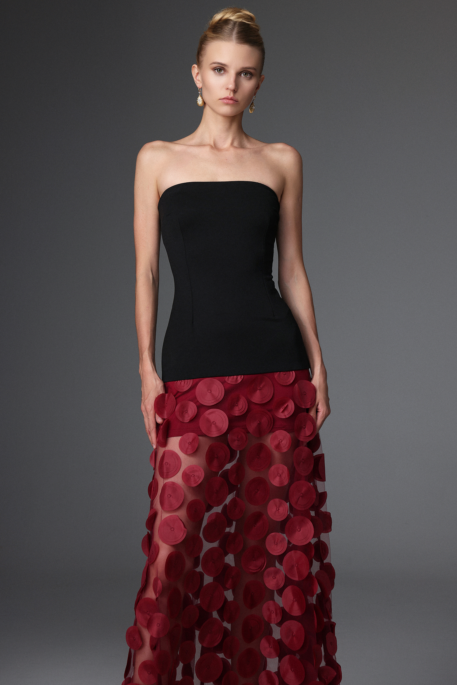 Falzer Sleeveless Netting Wafer Black Maxi Dress