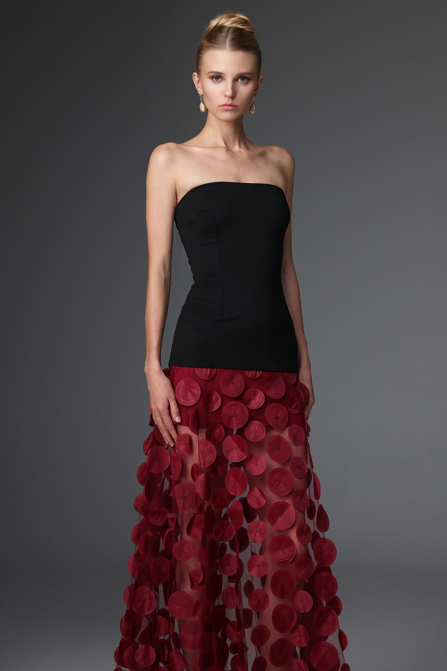 Falzer Sleeveless Netting Wafer Black Maxi Dress