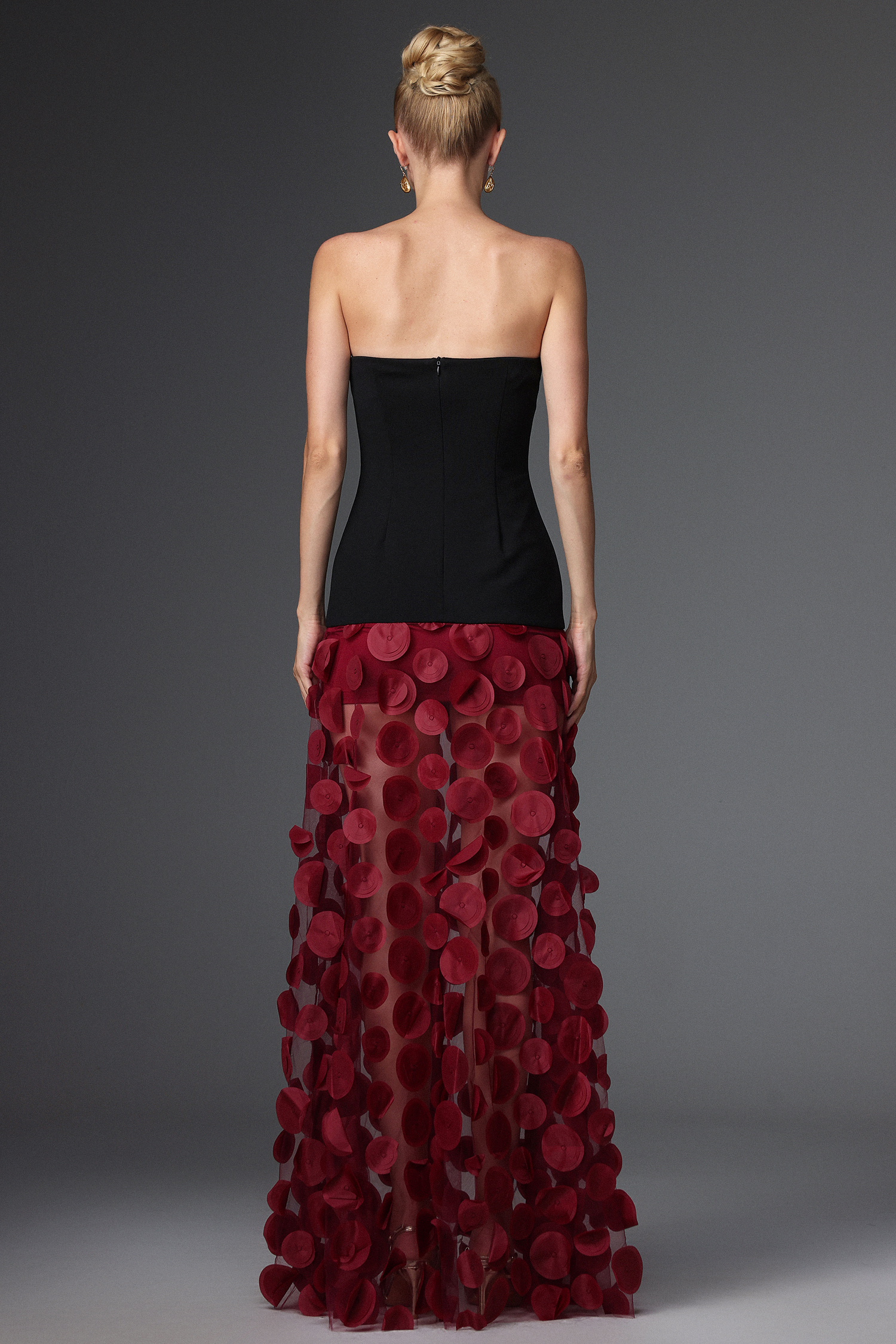 Falzer Sleeveless Netting Wafer Black Maxi Dress