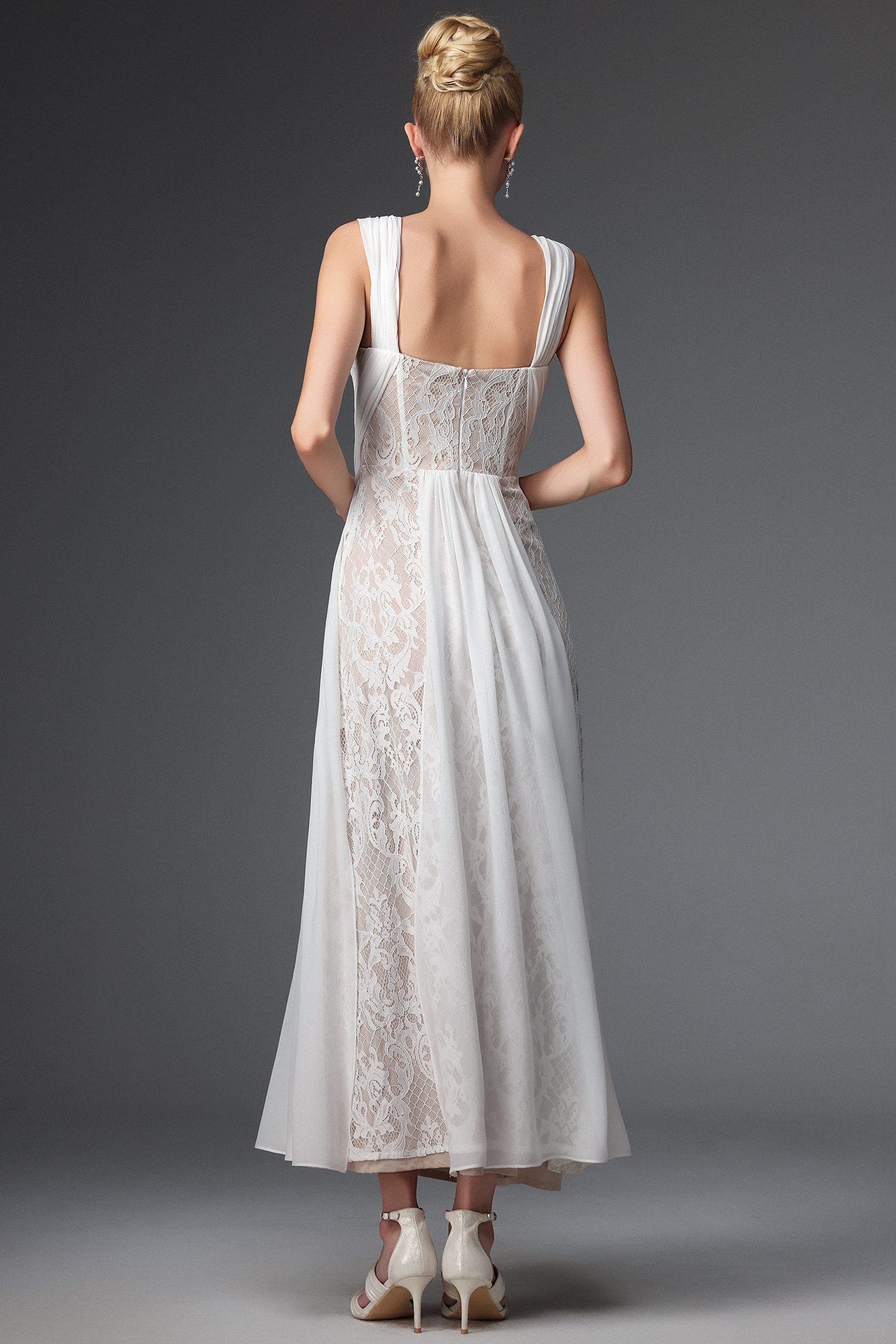 Namia Romantic Flowy Sleeveless Ruched Lace Maxi Dress
