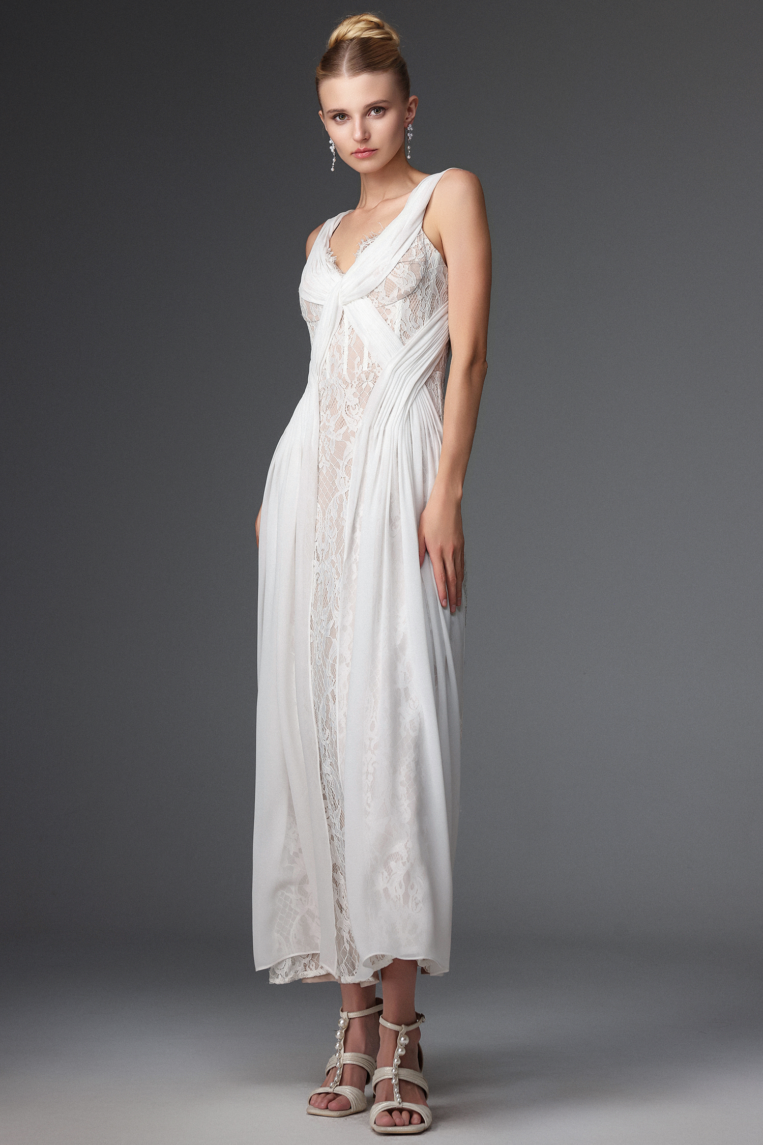 Namia Romantic Flowy Sleeveless Ruched Lace Maxi Dress