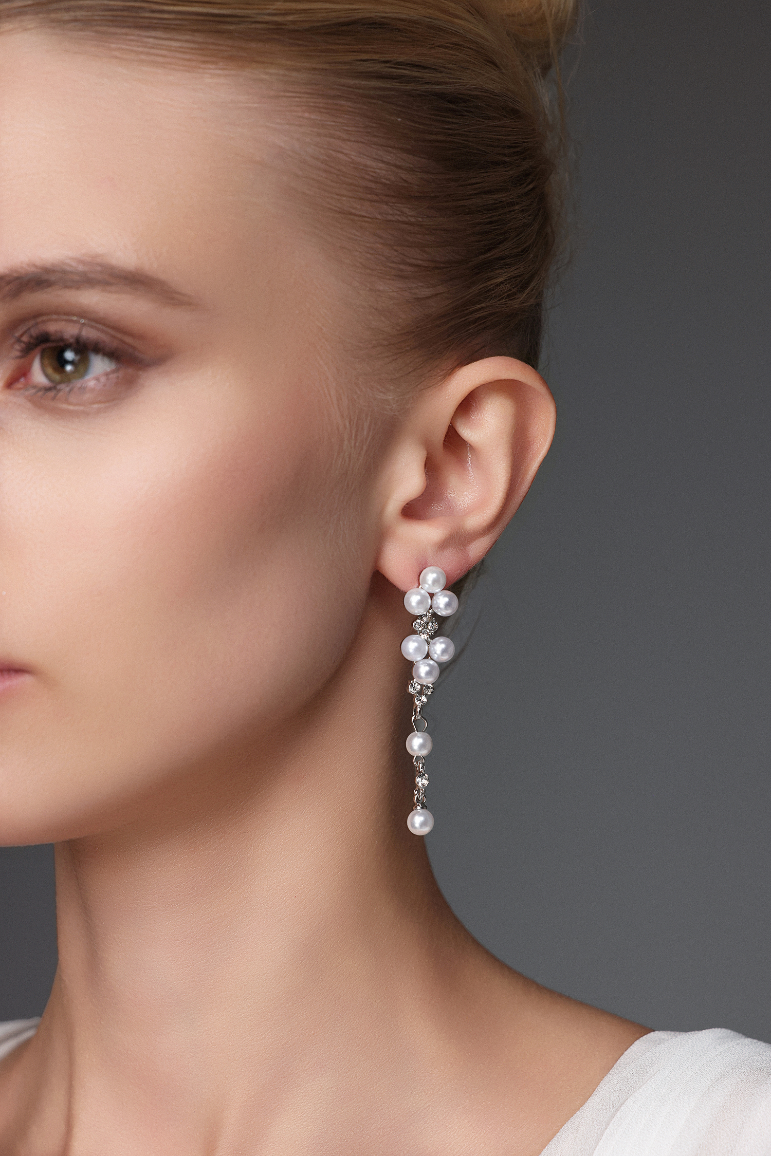 Tati Diamond  Pearl Earrings