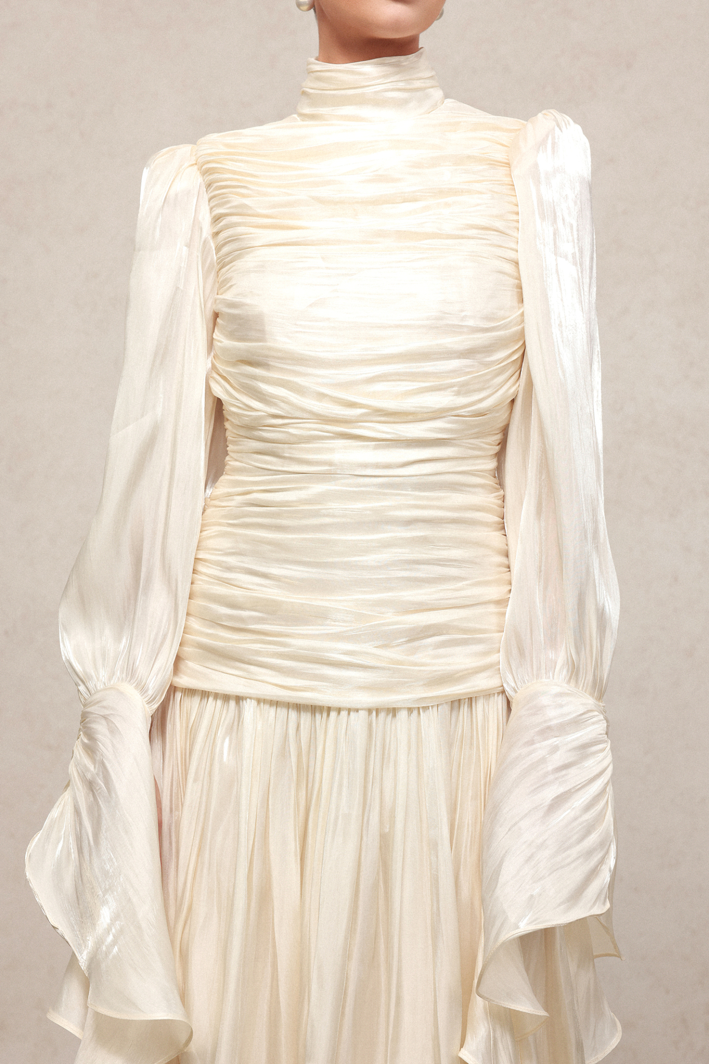 Viky Resort Waist-Defining Long Sleeve Ruched Woven Maxi Dress