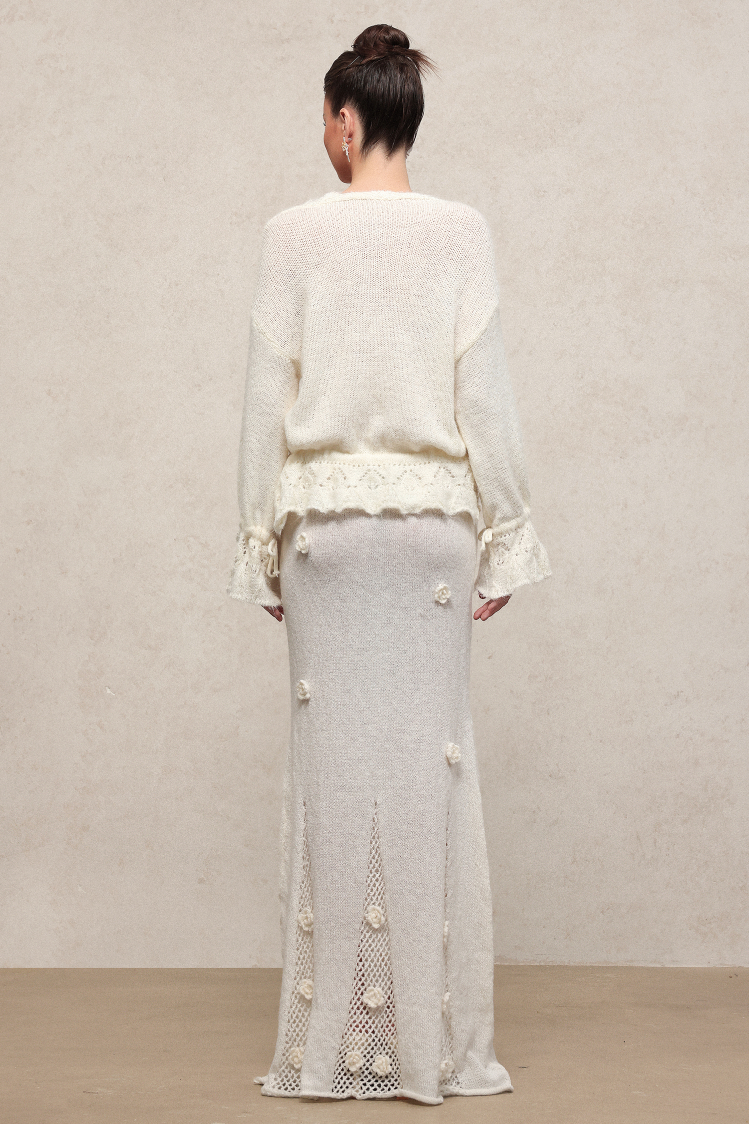 Ninao Romantic Cozy Long Sleeve Drawstring Knit Top