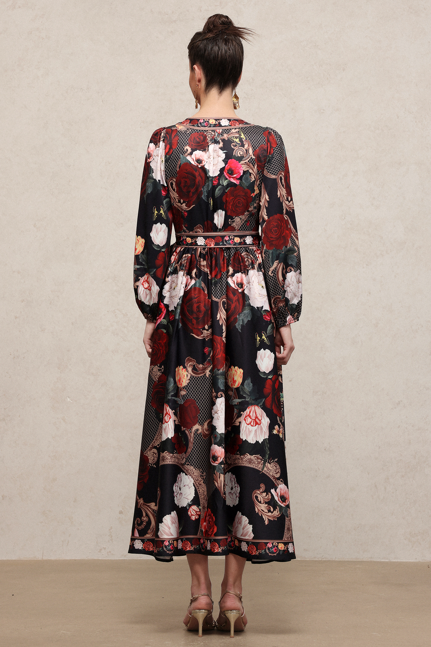 Shea Romantic Flowy Long Sleeve Floral Printed Woven Maxi Dress