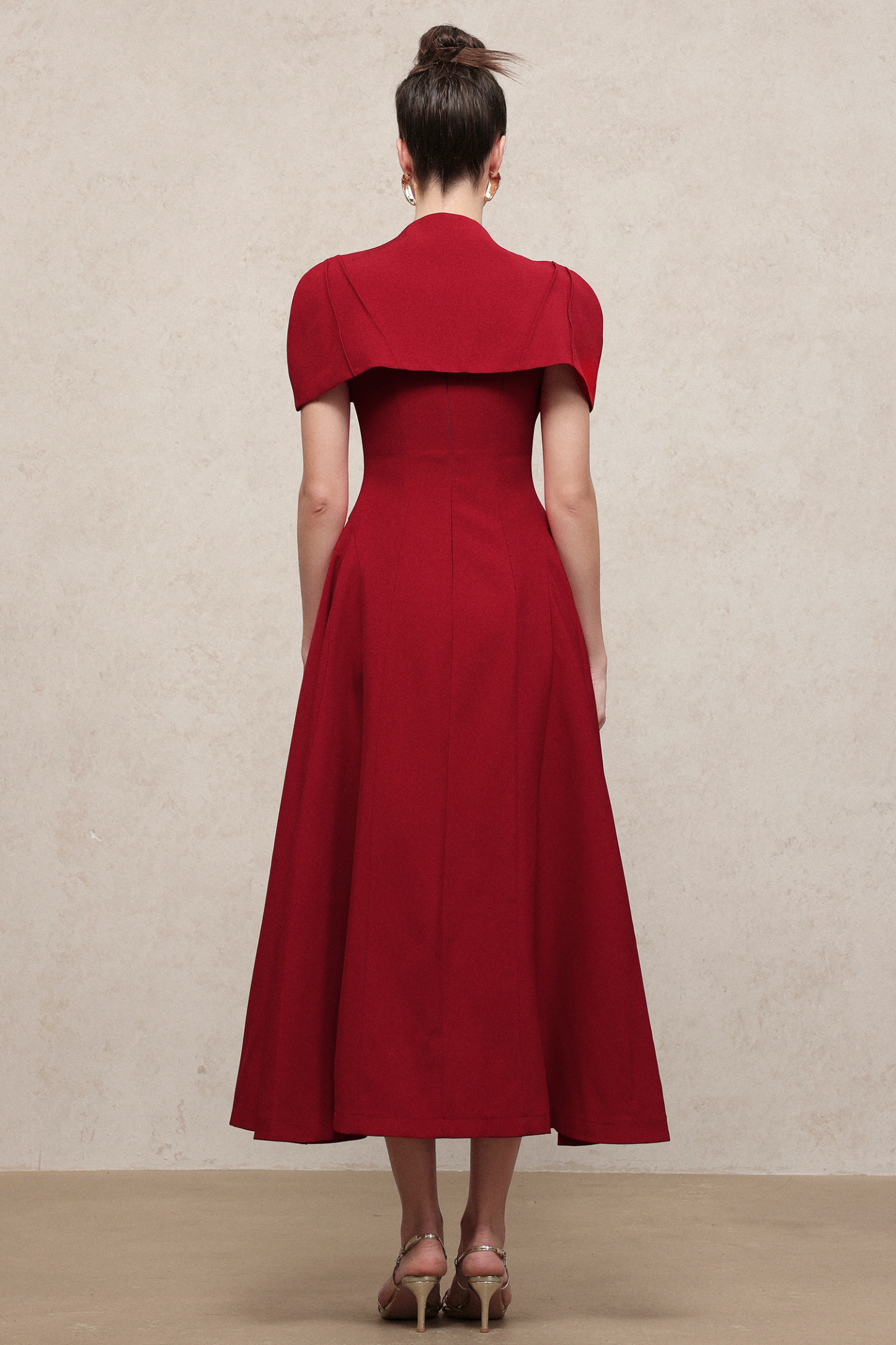 Lennon Classic Tailored Sleeveless Woven Maxi Dress And Cape Two-Piece Set