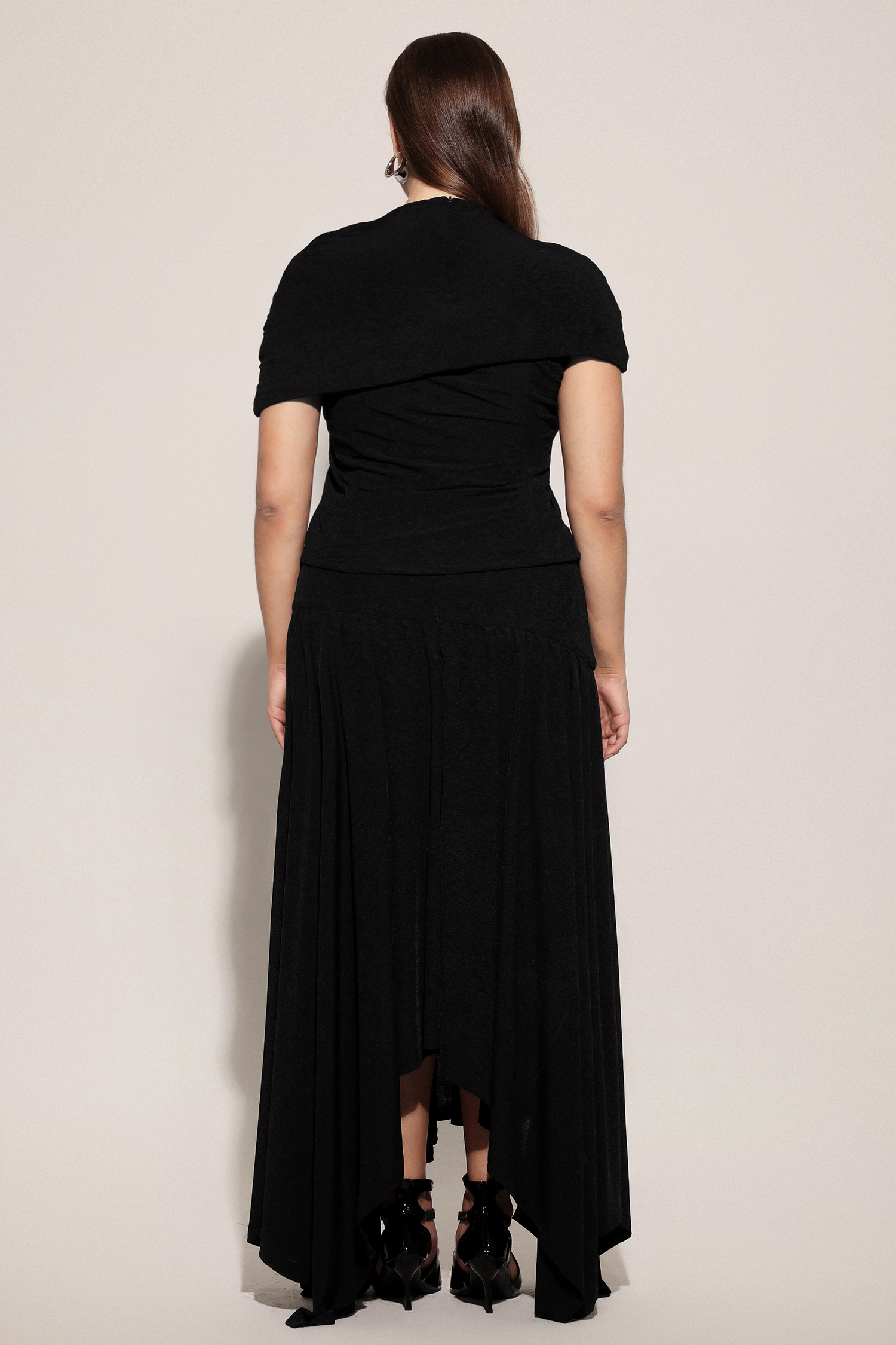 Gaki Short Sleeves Asymmetric Folds Top And Skirt Two-Piece Set