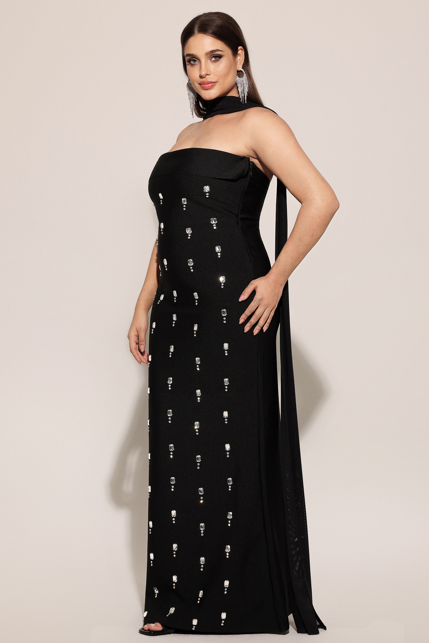 Nadja Sleeveless Diamond Bunting Bandage Maxi Dress