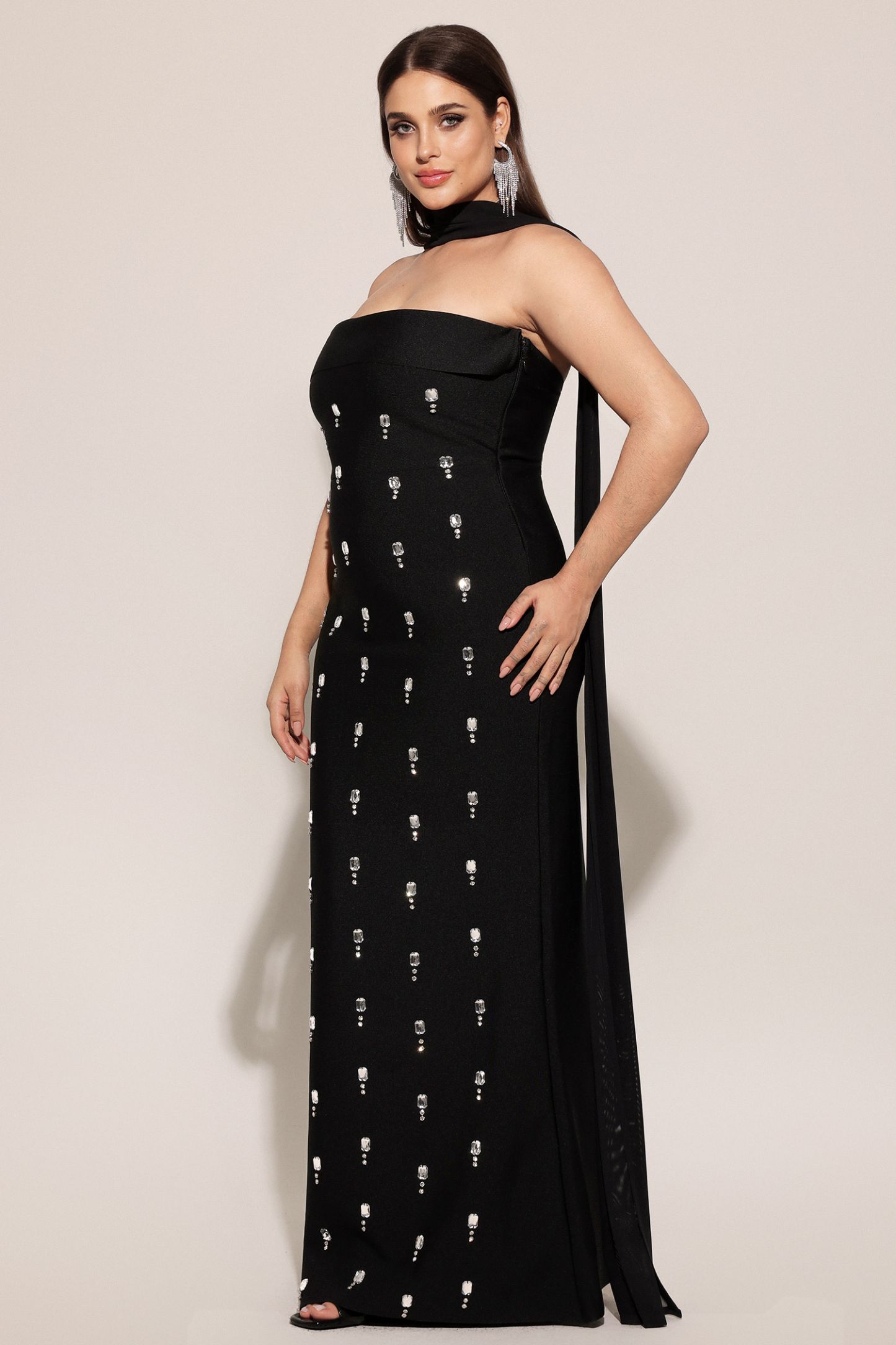 Nadja Sleeveless Diamond Bunting Bandage Maxi Dress