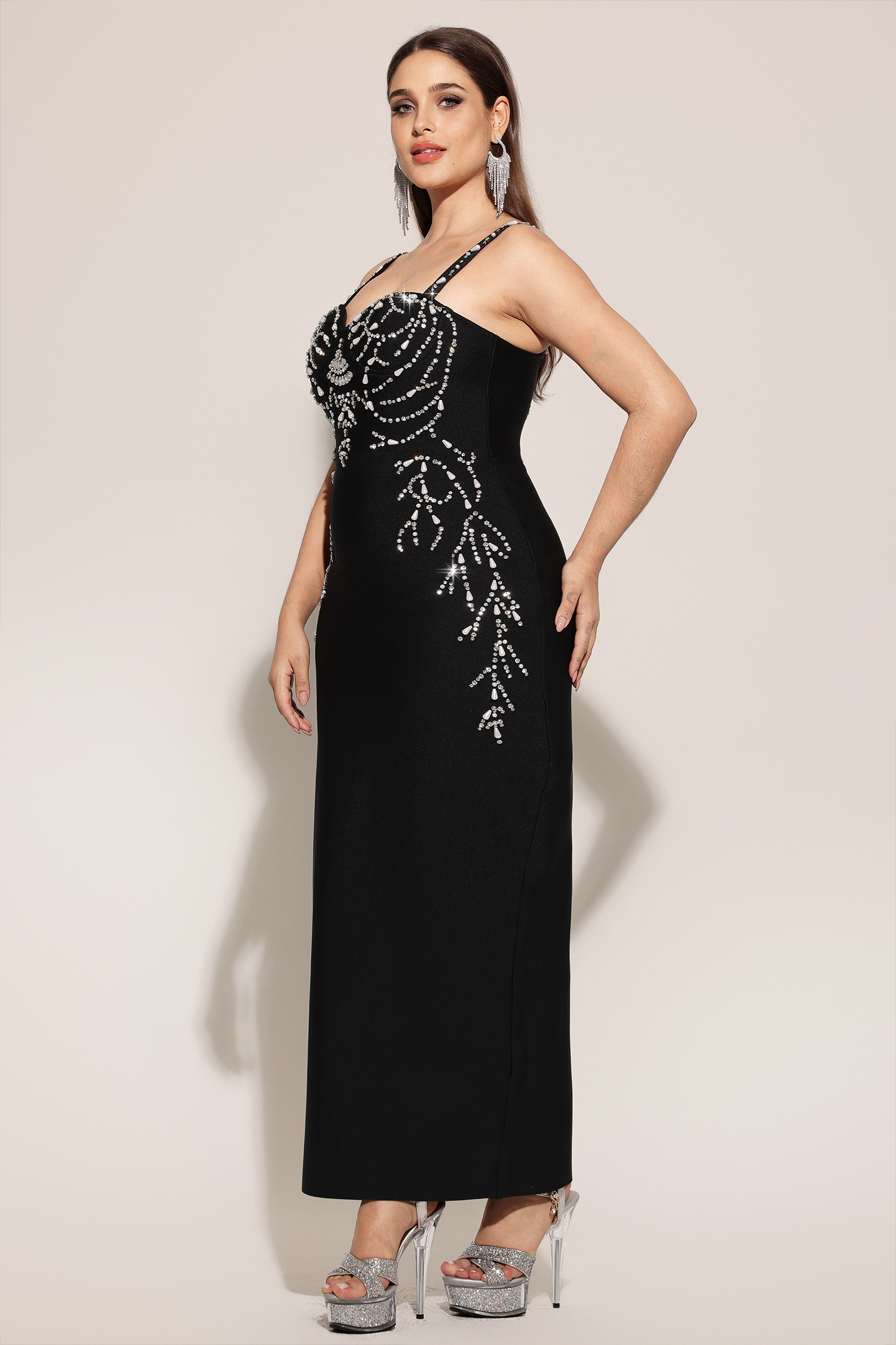 Juyce Sleeveless Diamond Bandage Maxi Dress