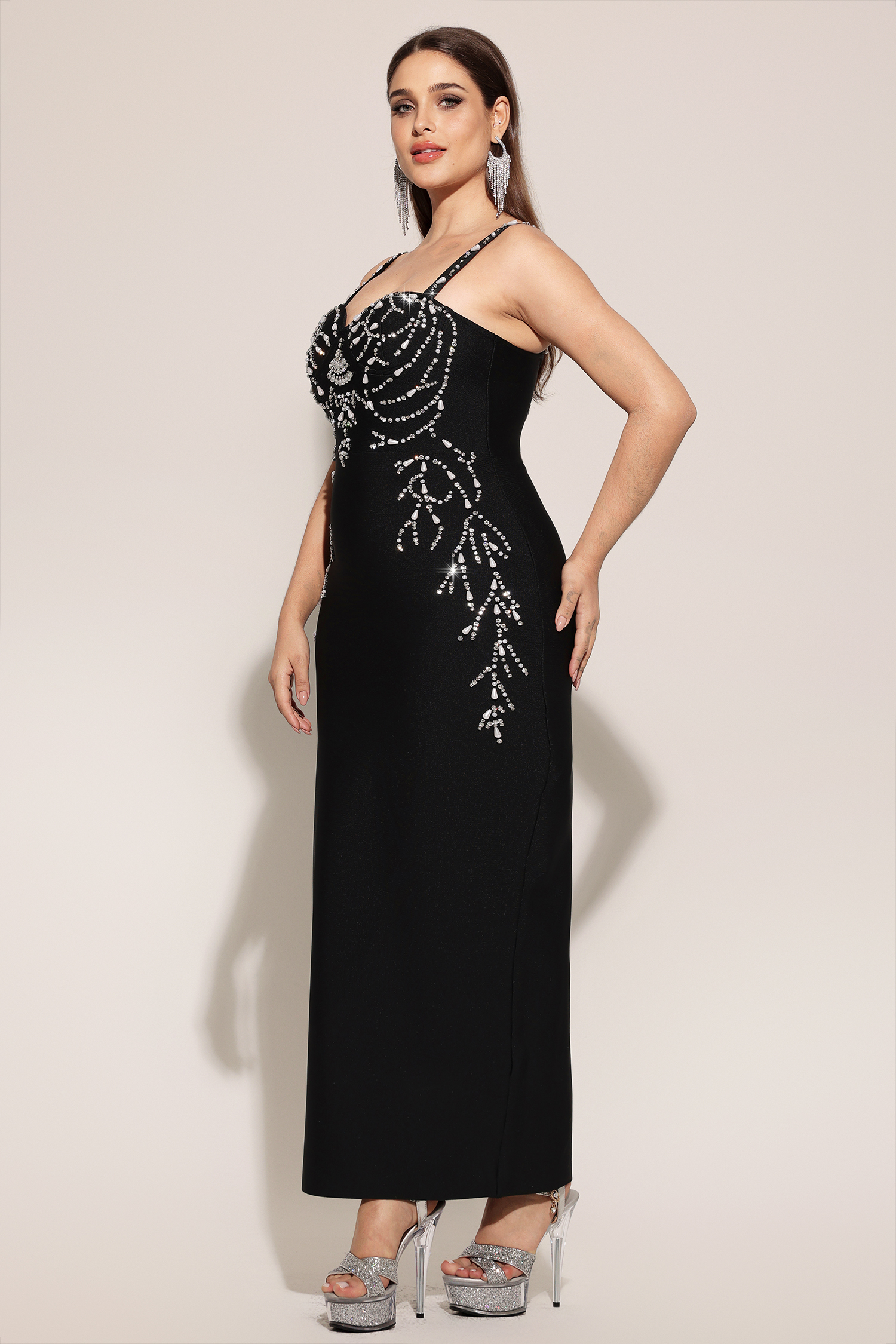 Juyce Sleeveless Diamond Bandage Maxi Dress