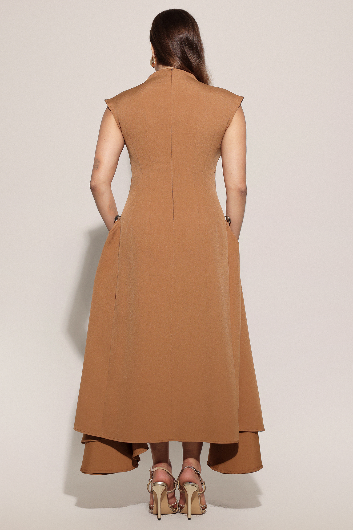 Paca Choker Sleeveless Khaki Maxi Dress