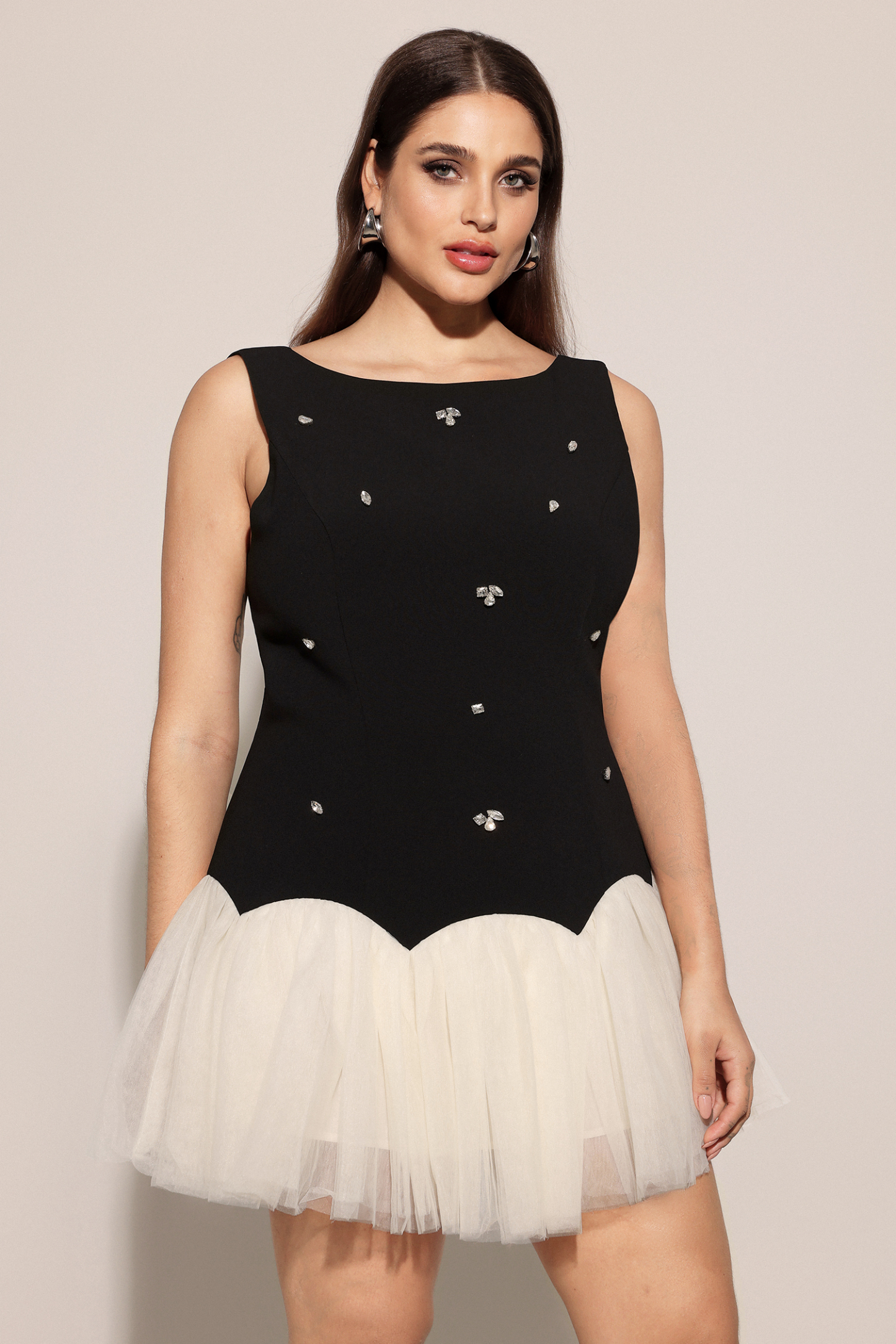 Salamo Sleeveless Diamond Mini Dress