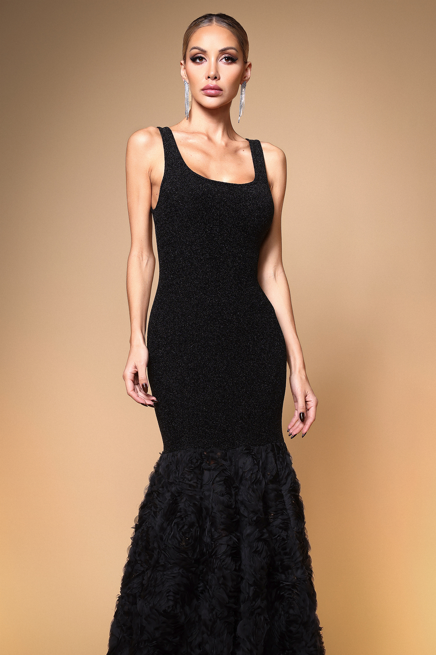 Julissa Elegant Contour Sleeveless Textured Floral Maxi Dress