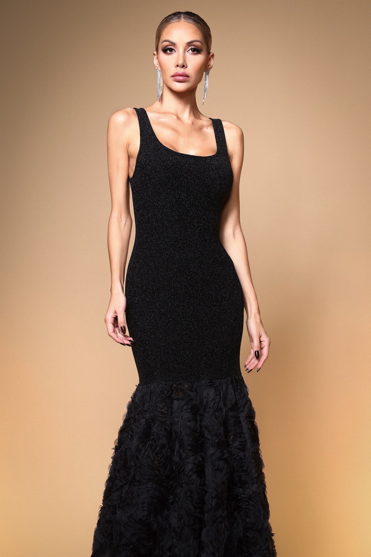 Julissa Elegant Contour Sleeveless Textured Floral Maxi Dress