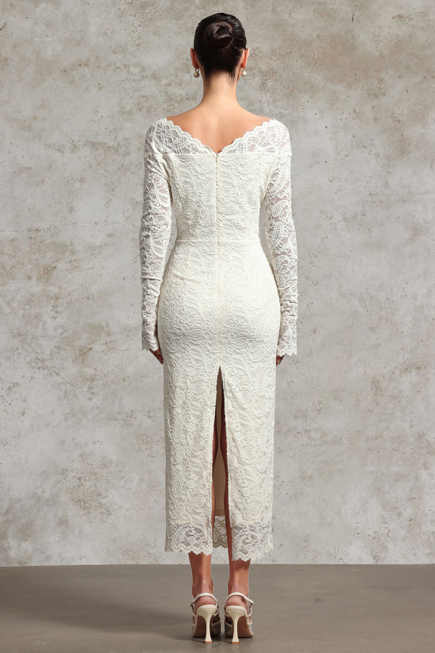 Niki Elegant Waist-Defining V Neck Long Sleeve Lace Knit Maxi Dress