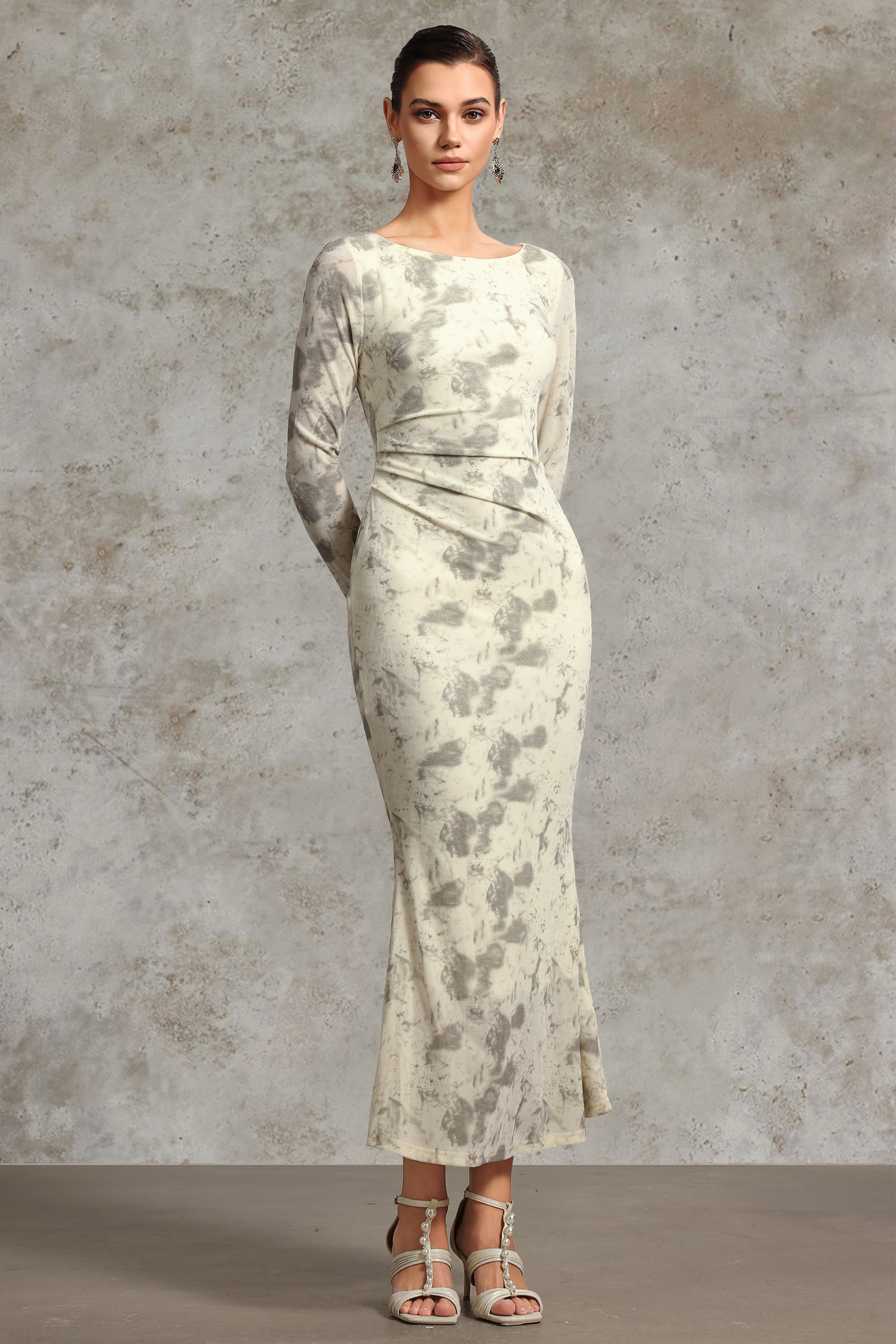 Tanisha Elegant Contour Long Sleeve Velvet Maxi Dress