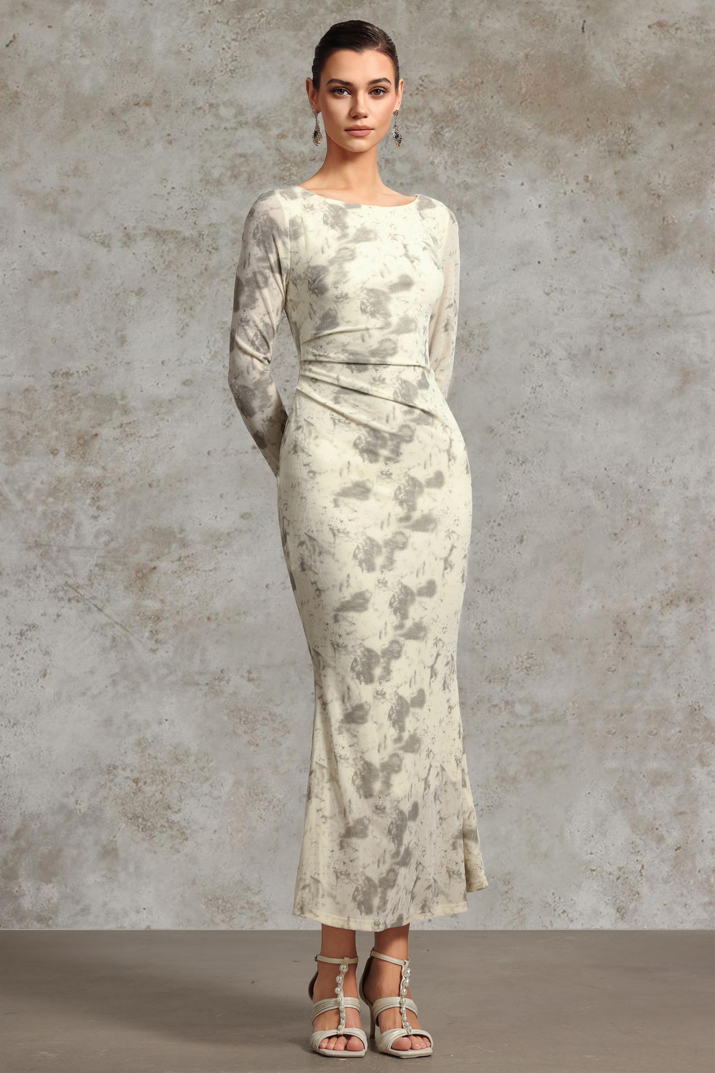 Tanisha Elegant Contour Long Sleeve Velvet Maxi Dress