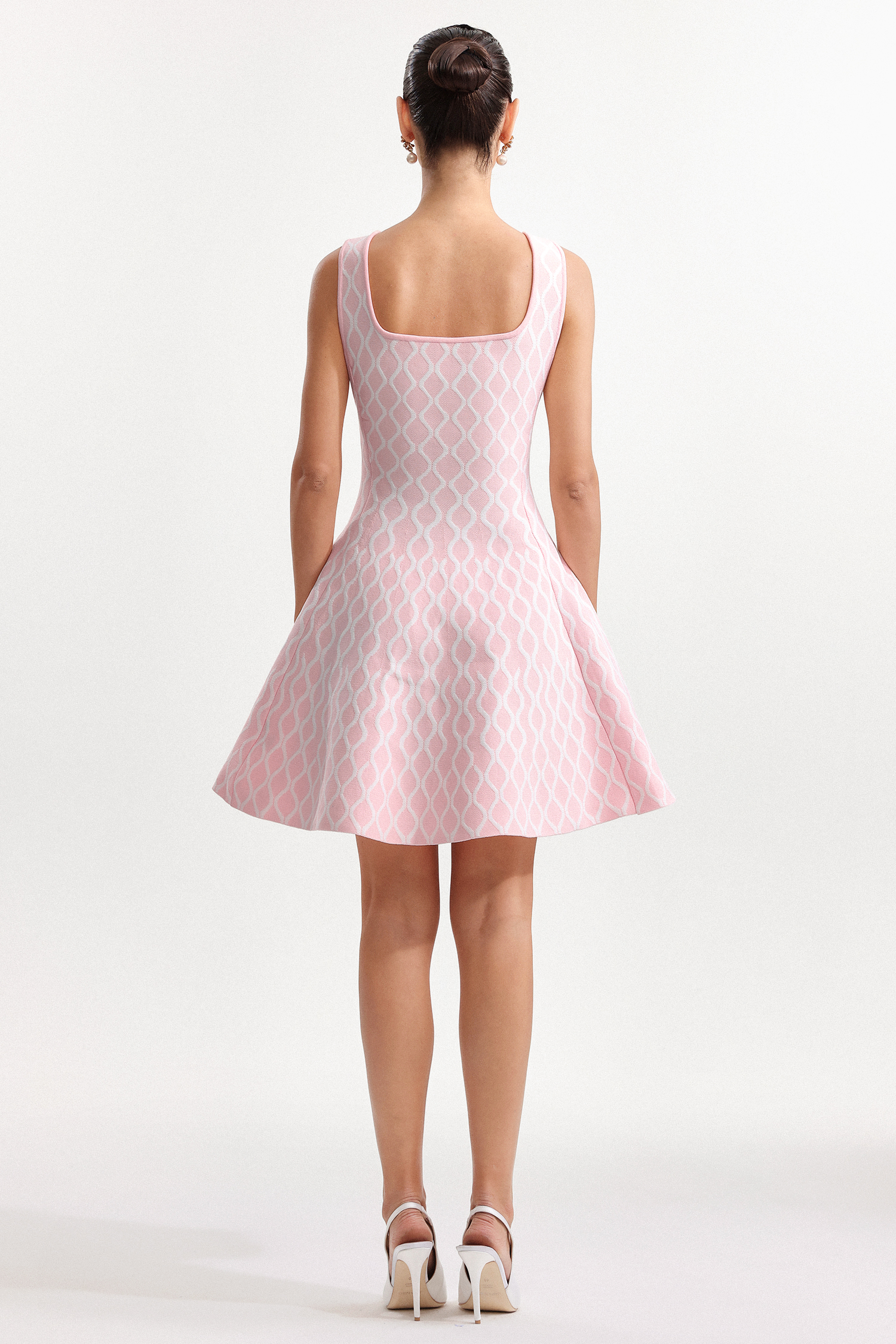 Ledasa Chic Contour Sleeveless Jacquard Bandage Mini Dress