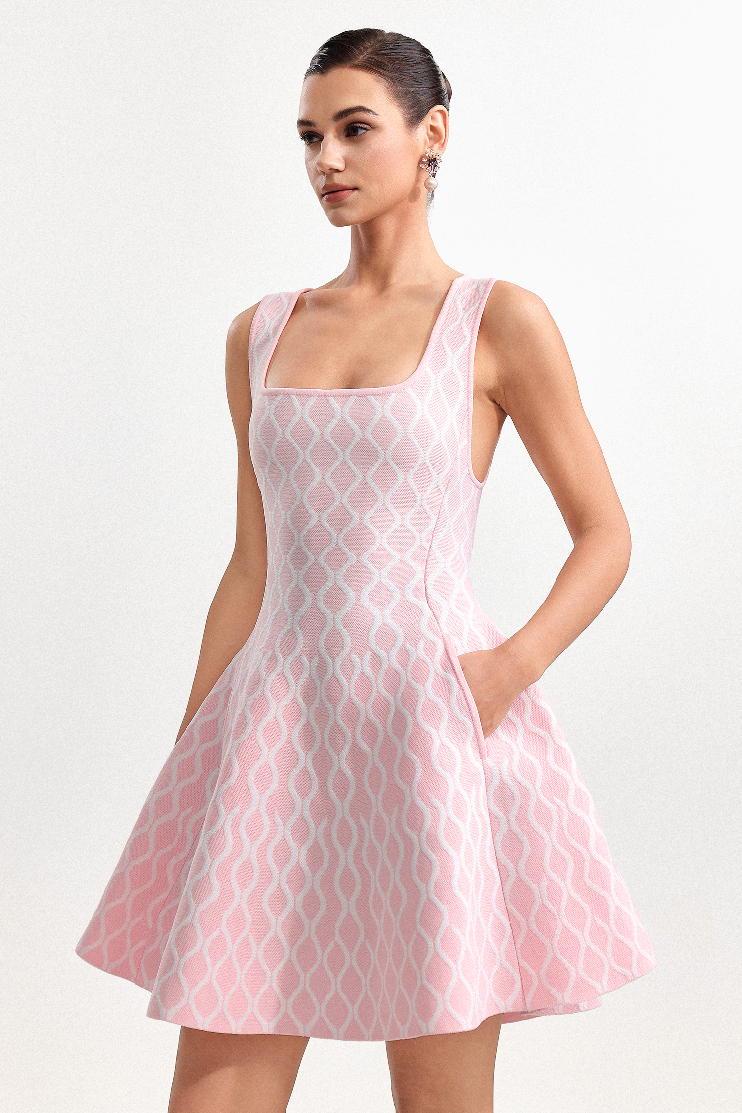 Ledasa Chic Contour Sleeveless Jacquard Bandage Mini Dress