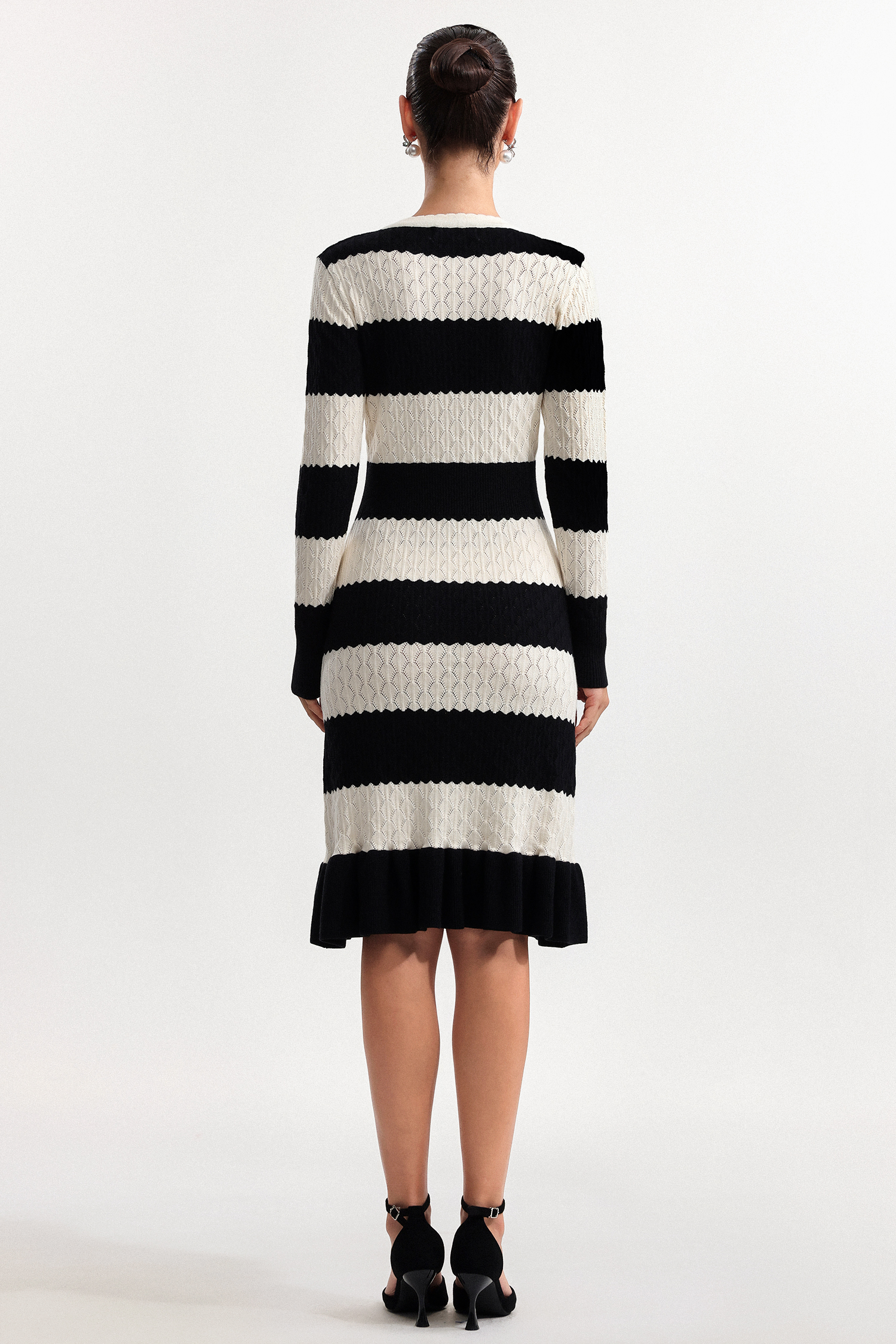 Donnica Elegant Contour V Neck Long Sleeve Stripe Knit Mini Dress