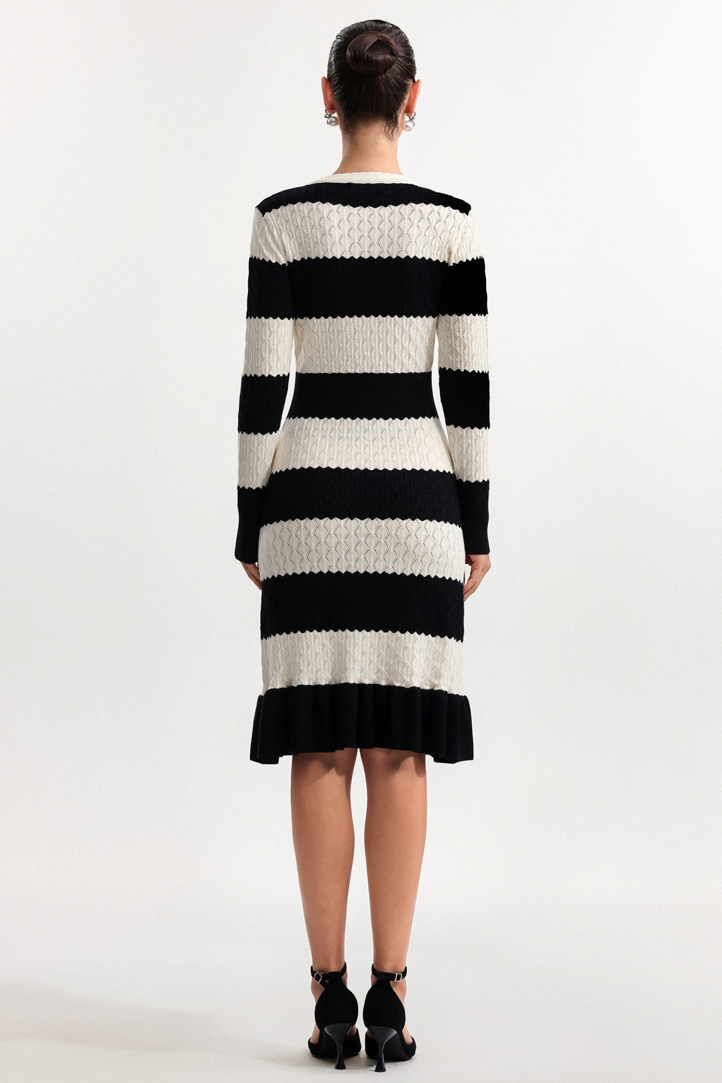 Donnica Elegant Contour V Neck Long Sleeve Stripe Knit Mini Dress