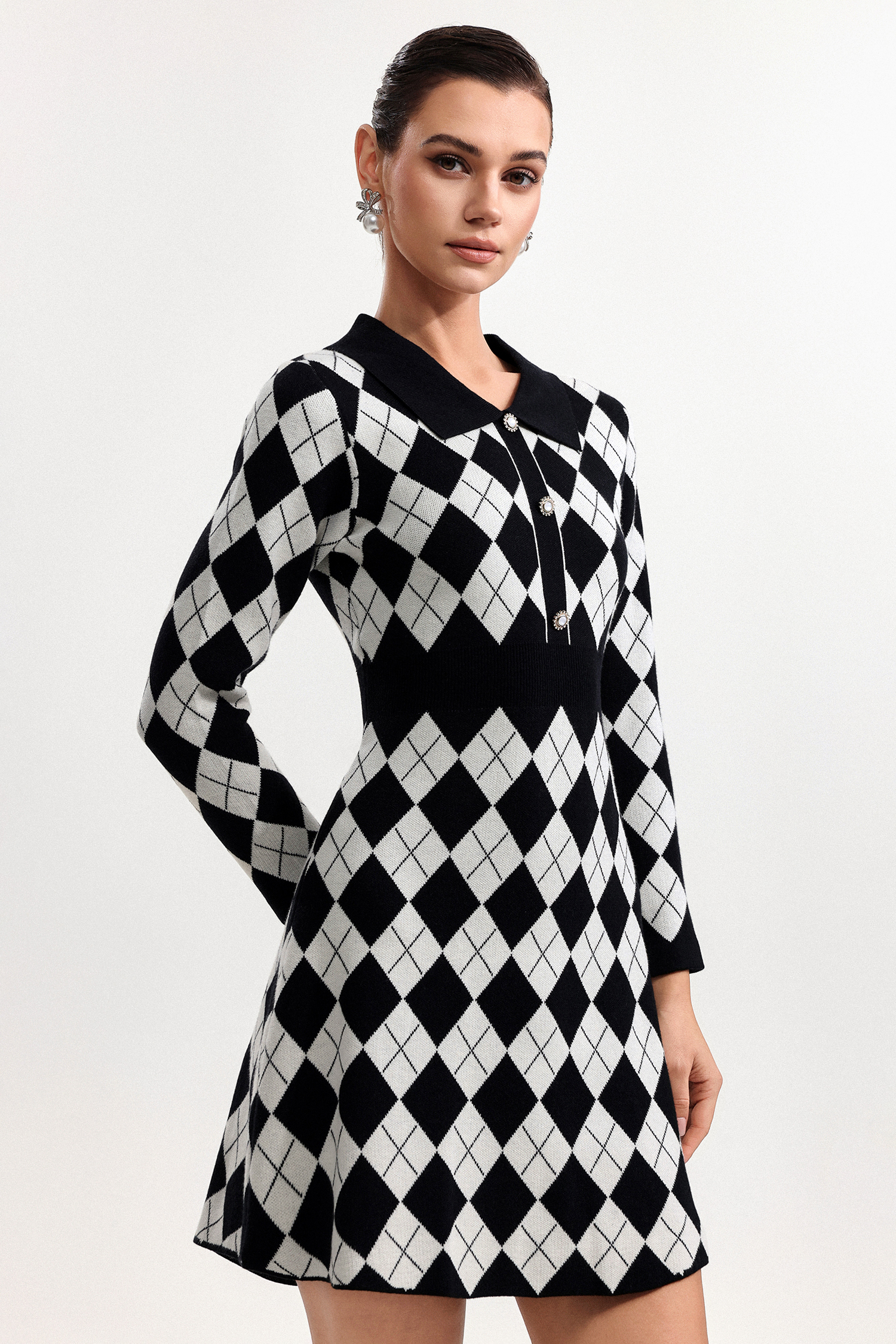Deirdre Elegant Contour Long Sleeve Argyle Knit Mini Dress
