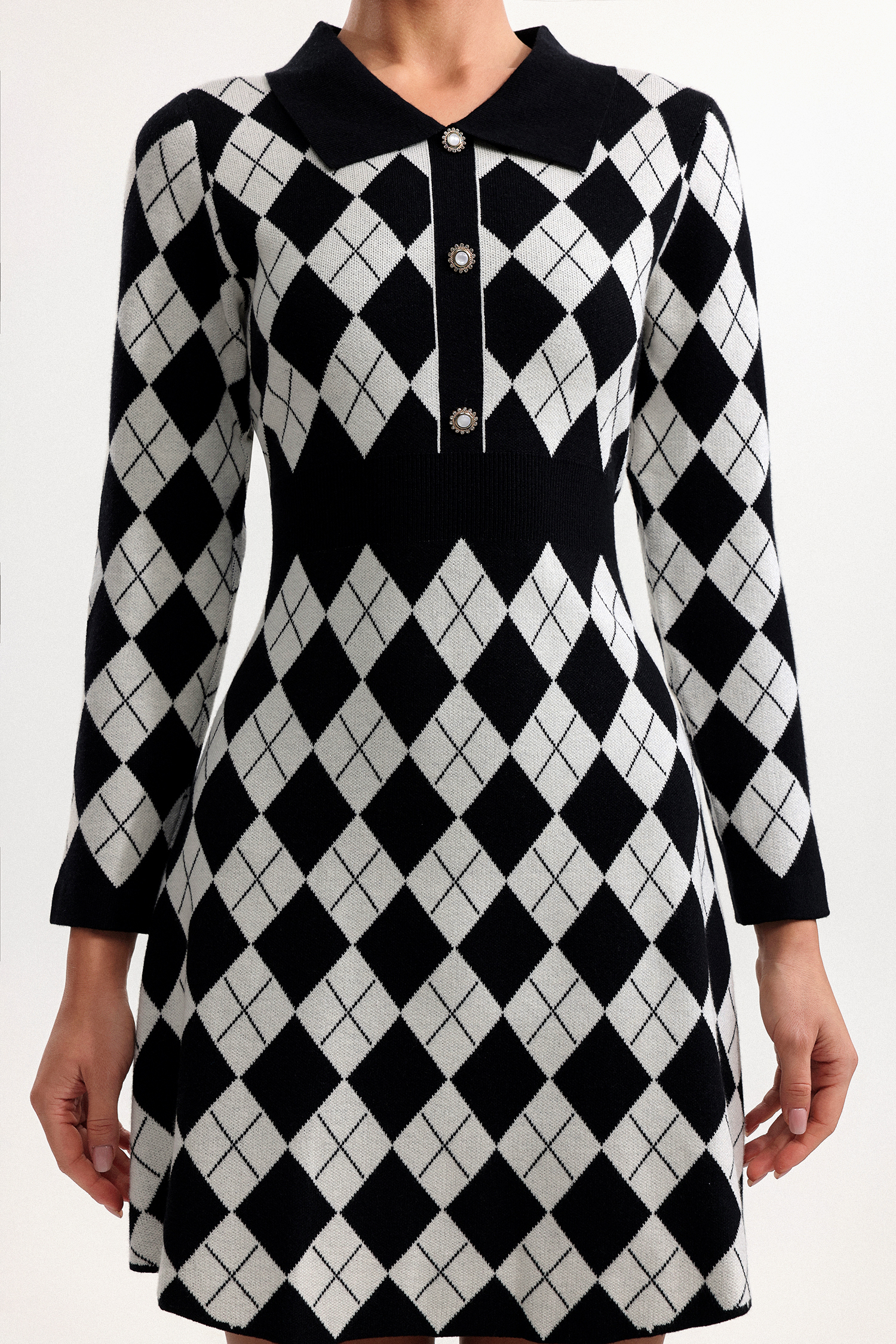 Deirdre Elegant Contour Long Sleeve Argyle Knit Mini Dress