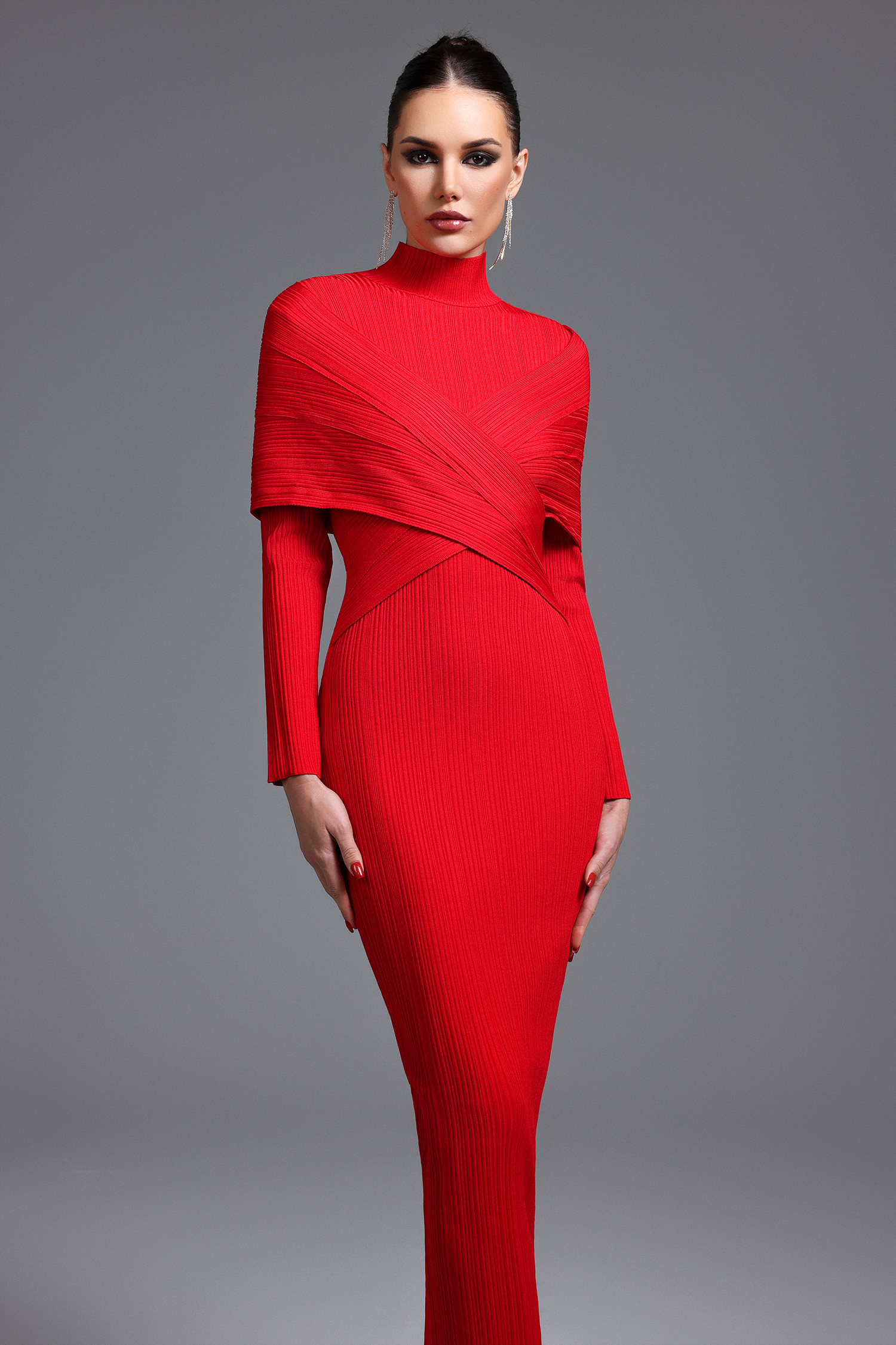 Halee Chic Contour Long Sleeve Pleated Maxi Dress