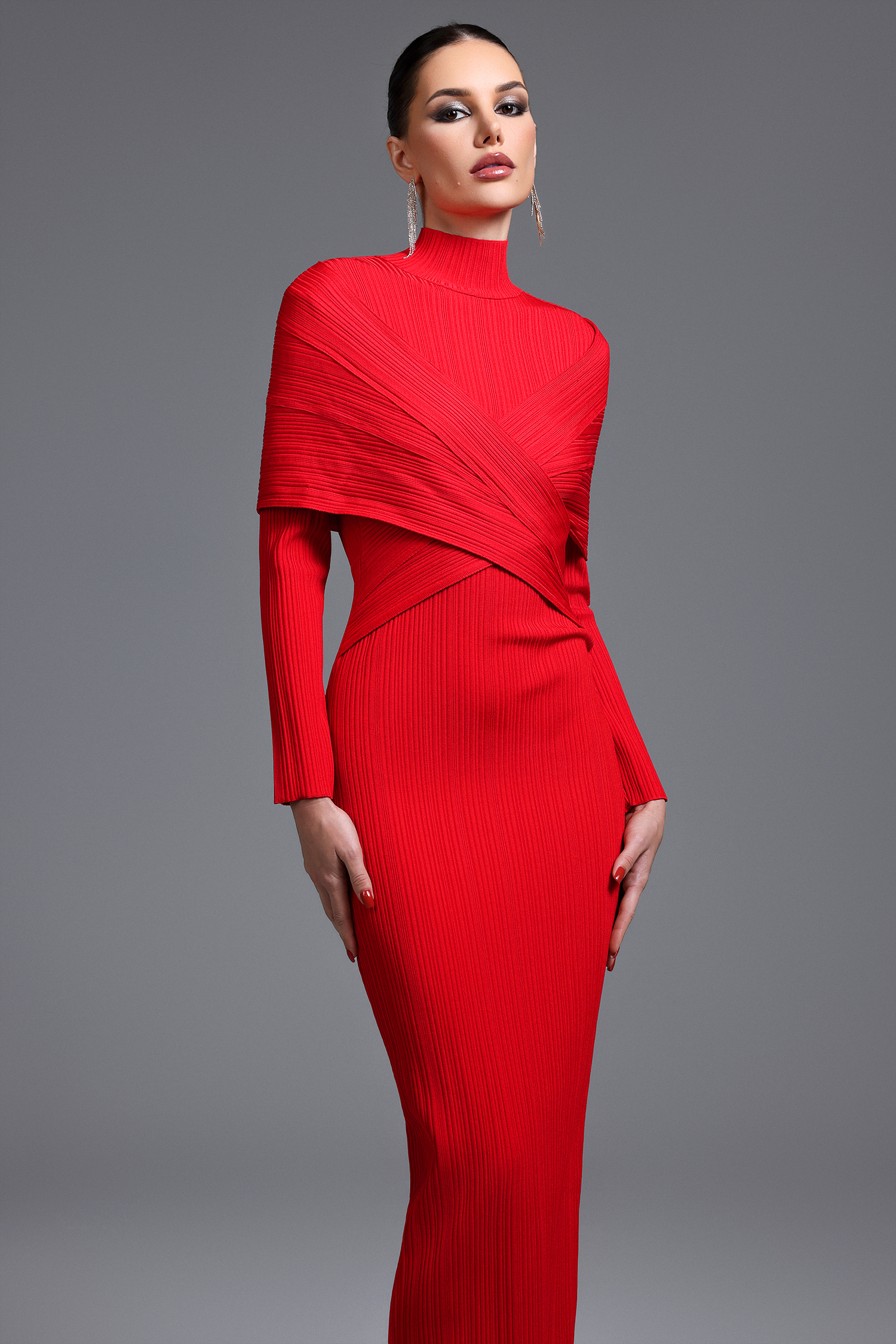 Halee Chic Contour Long Sleeve Pleated Maxi Dress